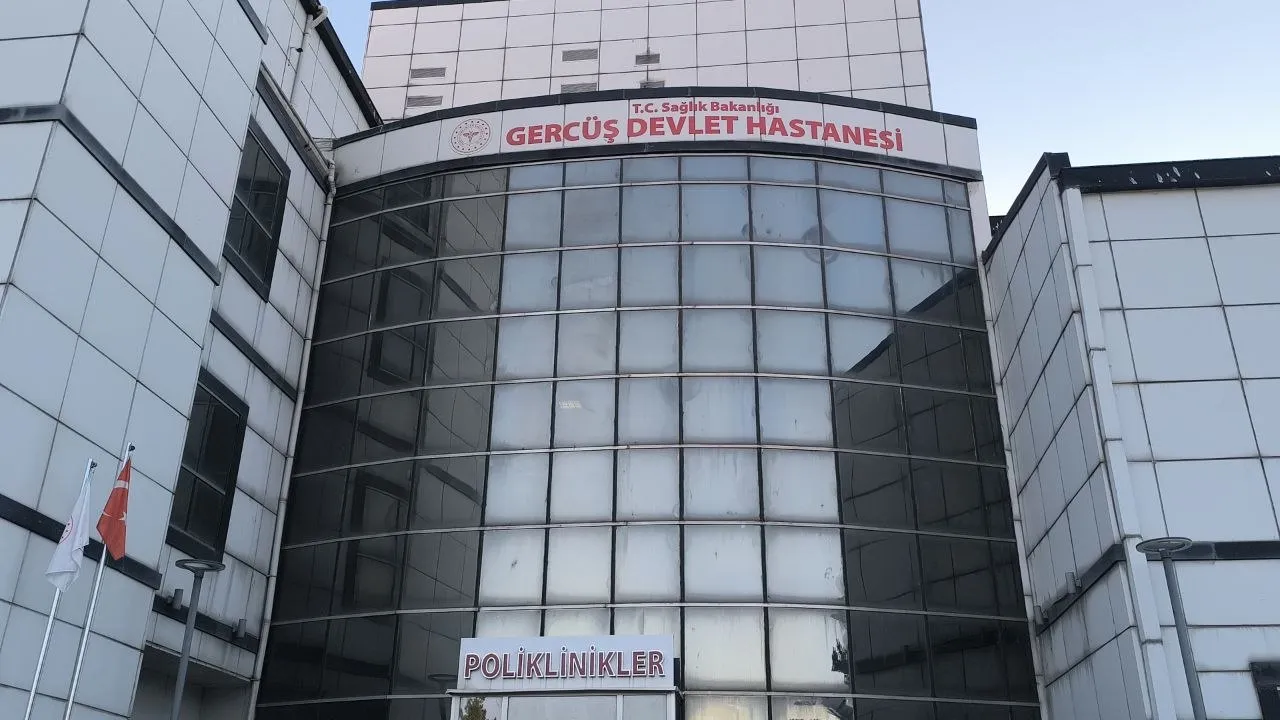 Batman'da inşaat faciası İskele çöktü 3 işçi düştü