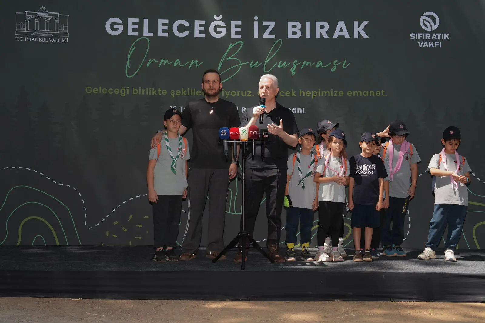 Belgrad Ormanı'nda sıfır atık için binler yürüdü