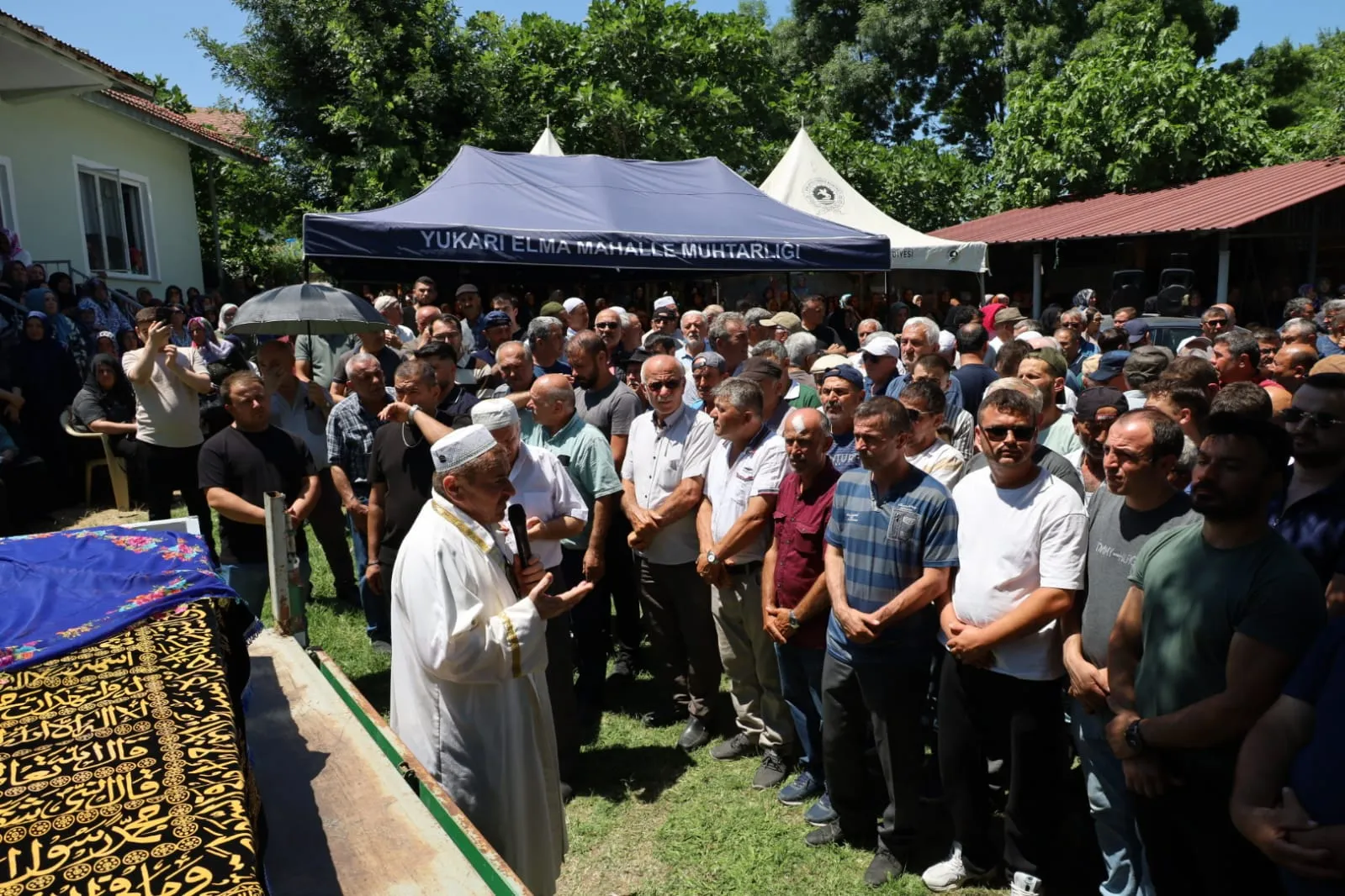 Samsun’da park halindeki tıra çarpan karı koca hayatını kaybetti