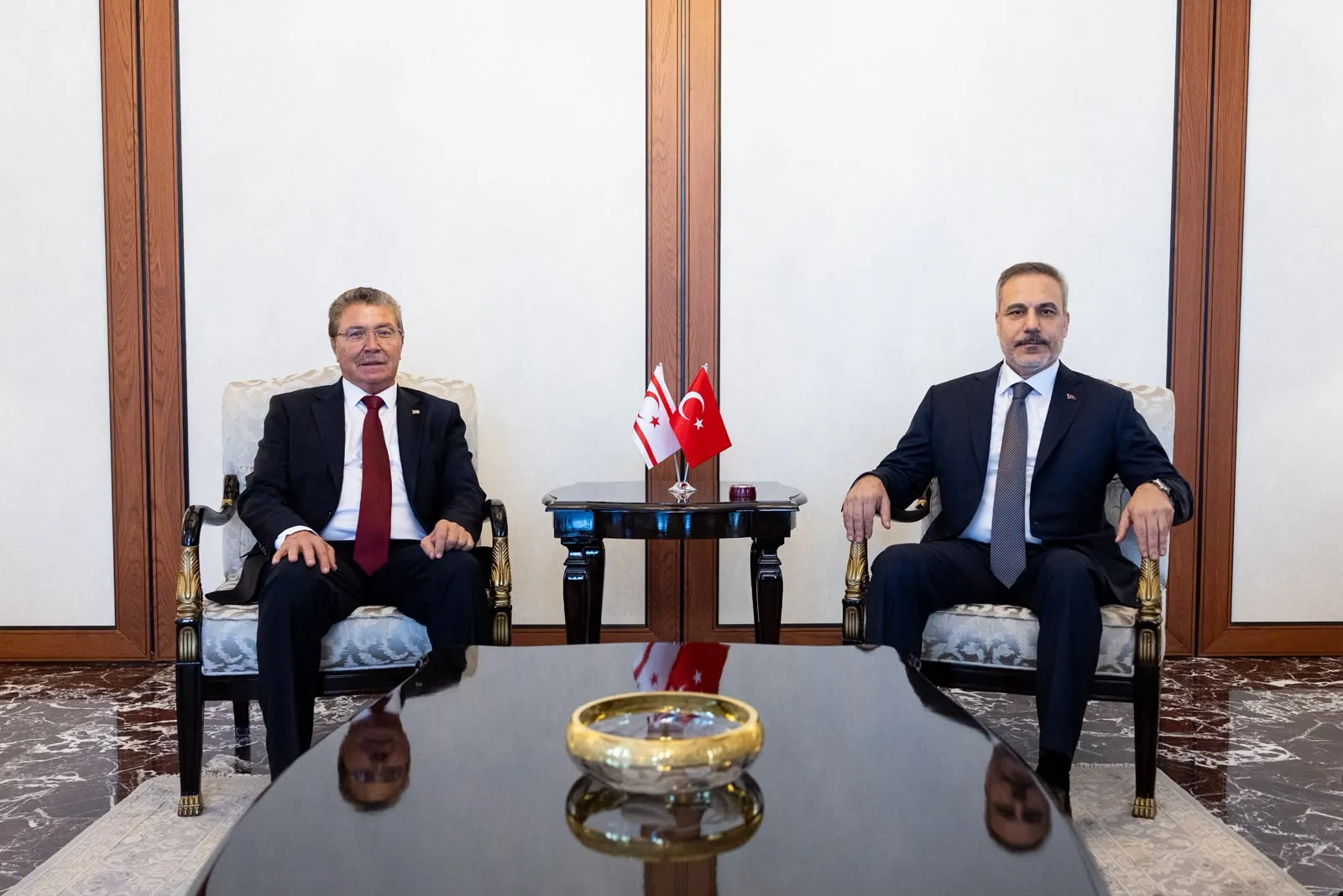 Hakan Fidan Ankara’da Ünal Üstel’i ağırladı