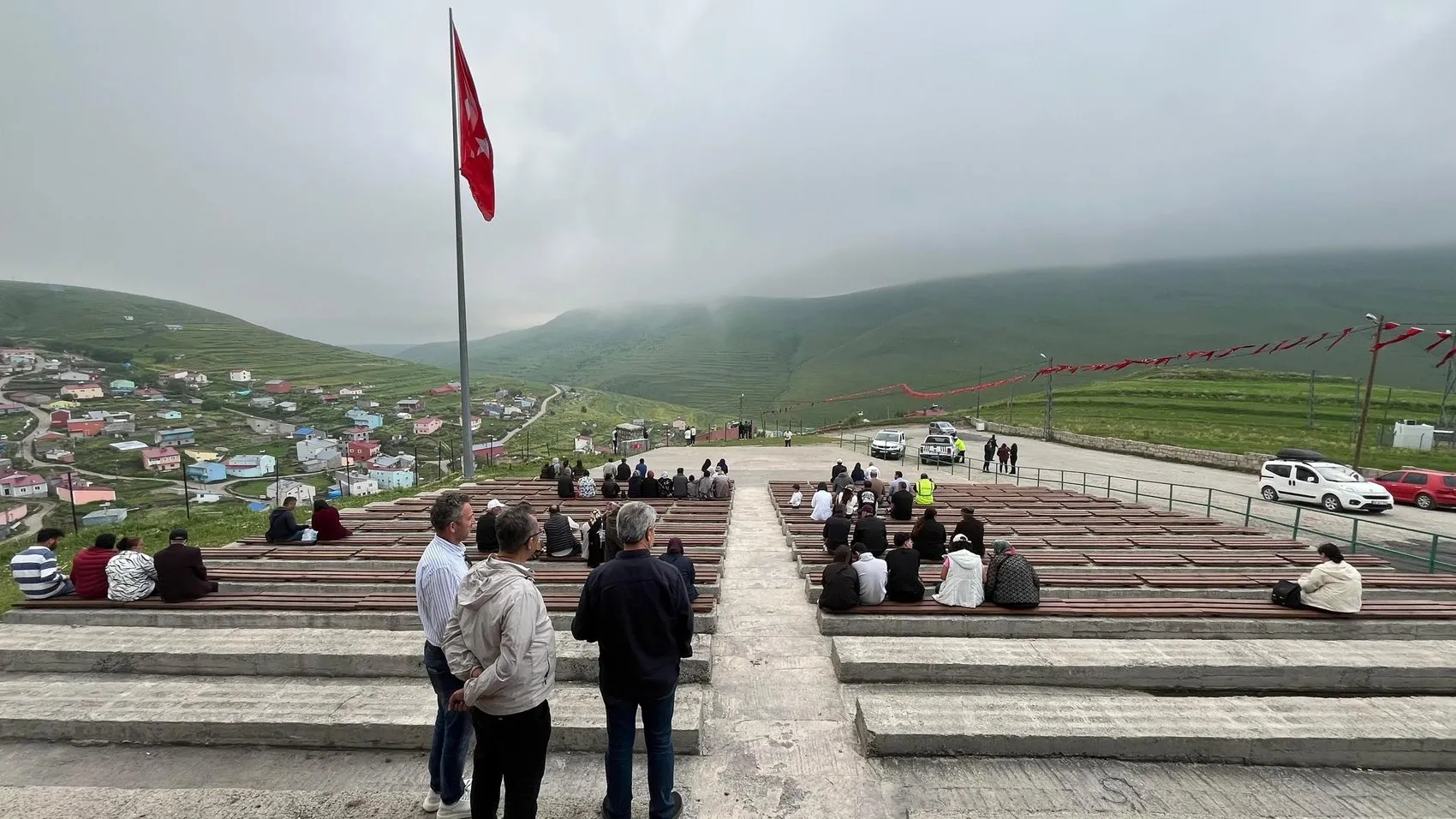 Damal şenliklerinde Atatürk silüeti sürprizi