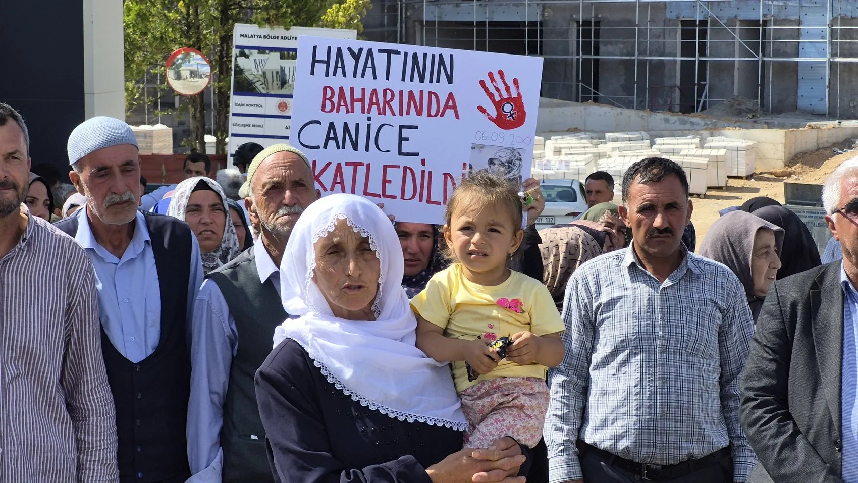 Emine Kolay cinayeti davasında ilk duruşma görüldü