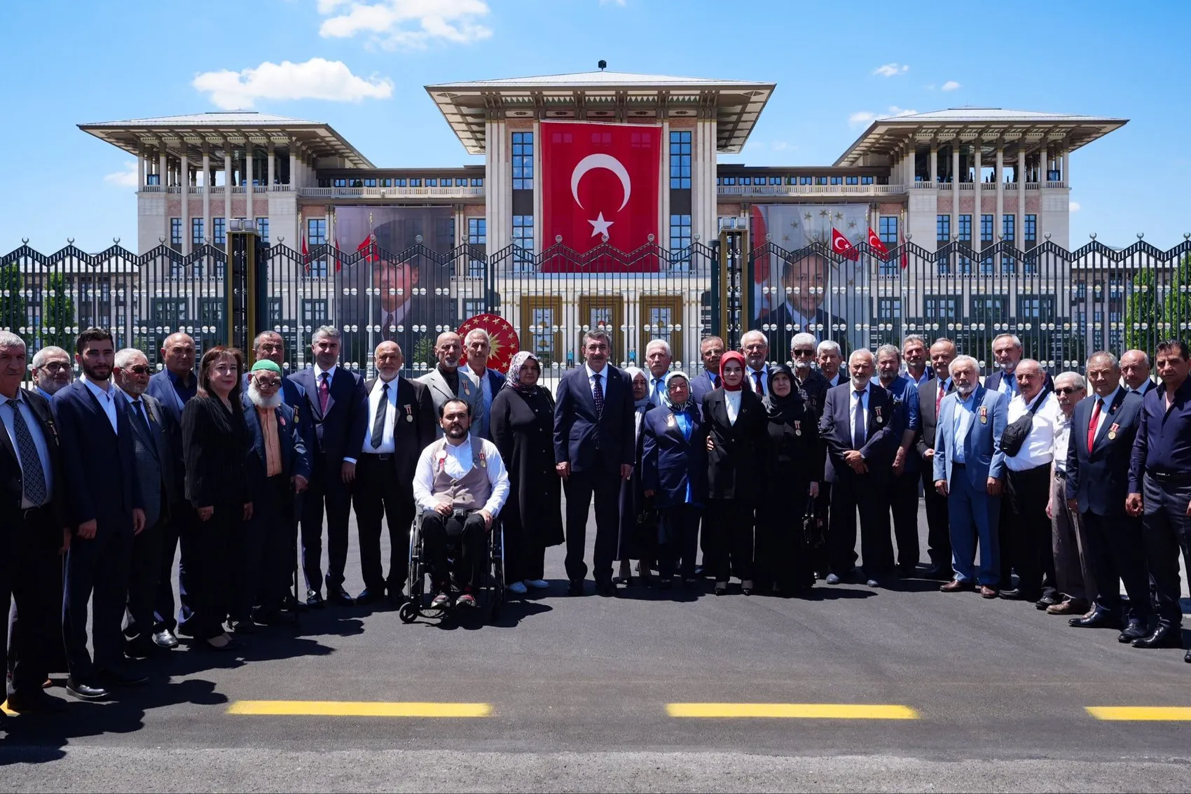 15 Temmuz şehitleri Külliye’de dualarla anıldı