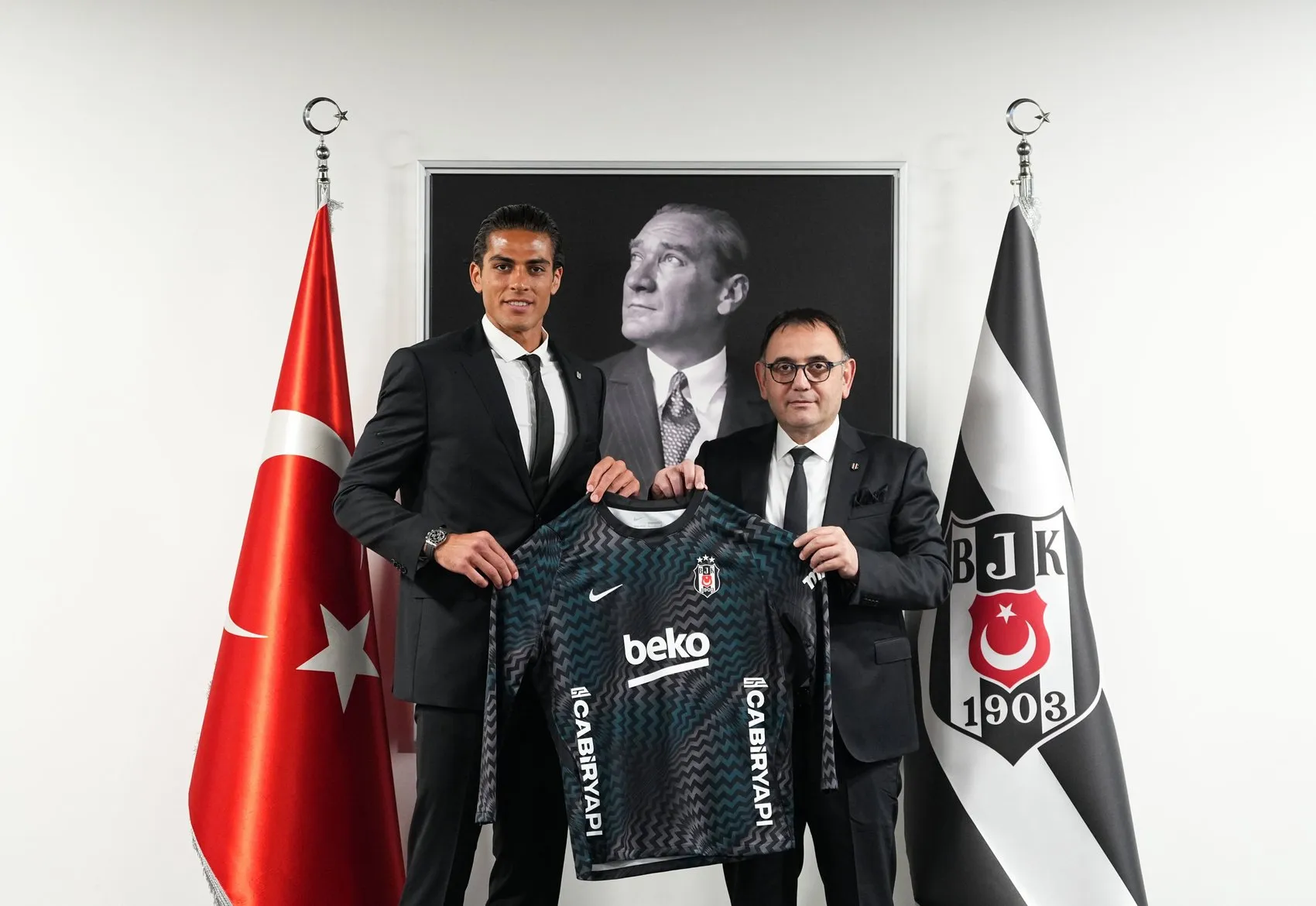 Beşiktaş kalesini Doğan Alemdar’a emanet etti