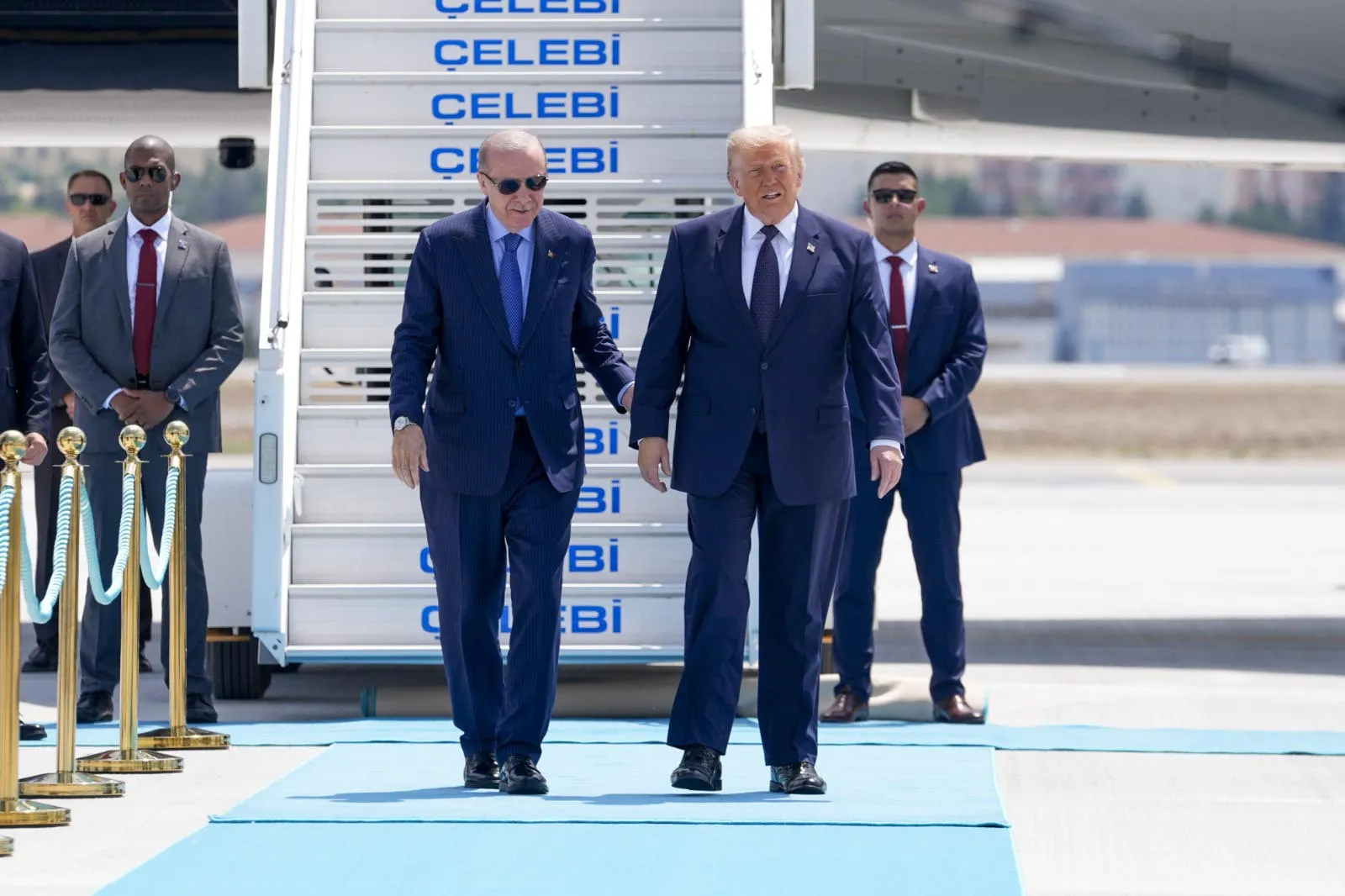 Donald Trump kritik NATO zirvesi için Ankara'ya indi
