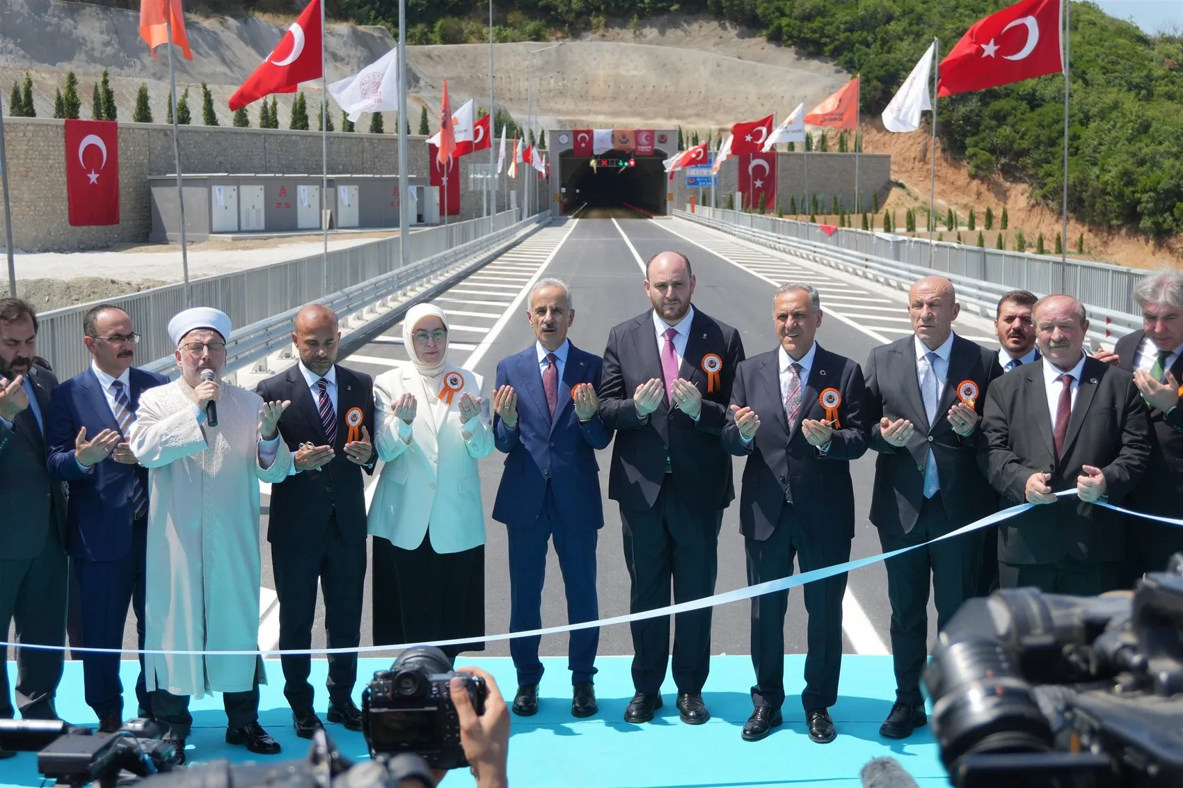 Yalova ile Armutlu arası ulaşımda süre yarıya indi
