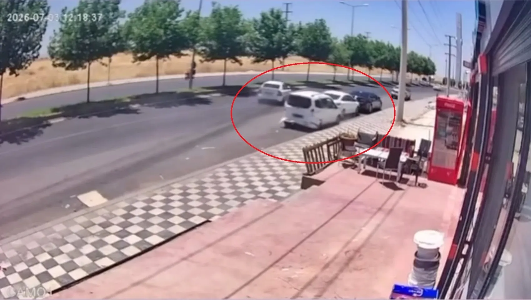 Diyarbakırda zincirleme kaza kamerada