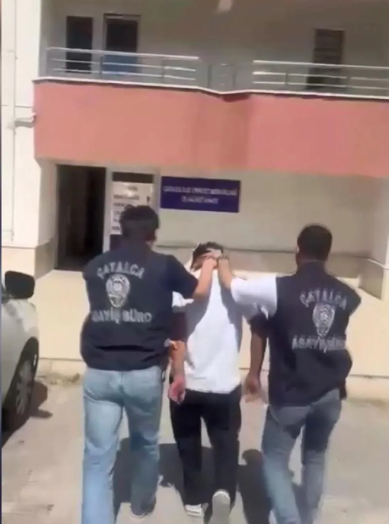 17 yaşındaki çocuk kendini komiser diye tanıtıp yaşlı adamı dolandırdı