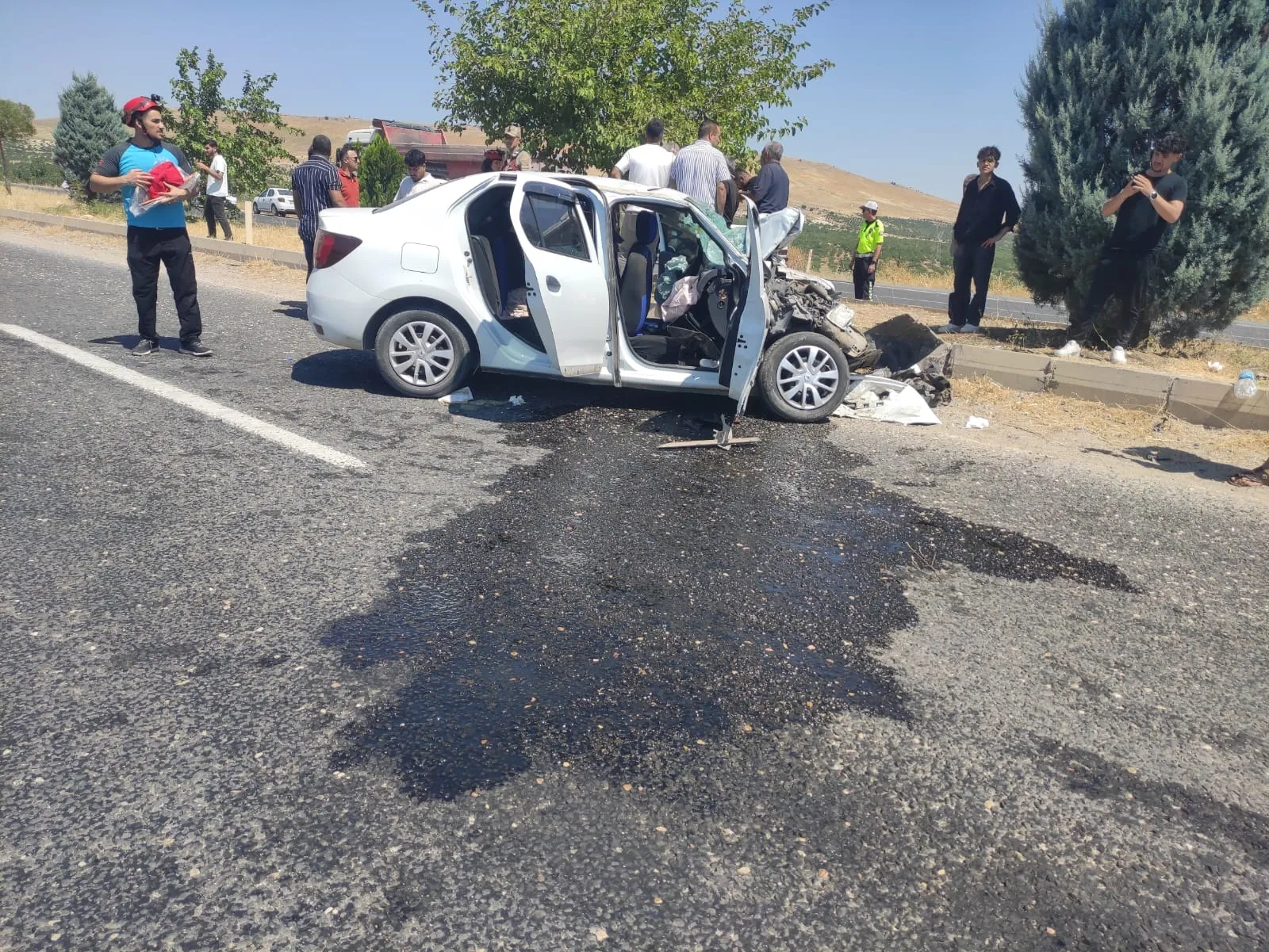 Şanlıurfa yolunda dikkatsizlik 12 kişiyi hastanelik etti