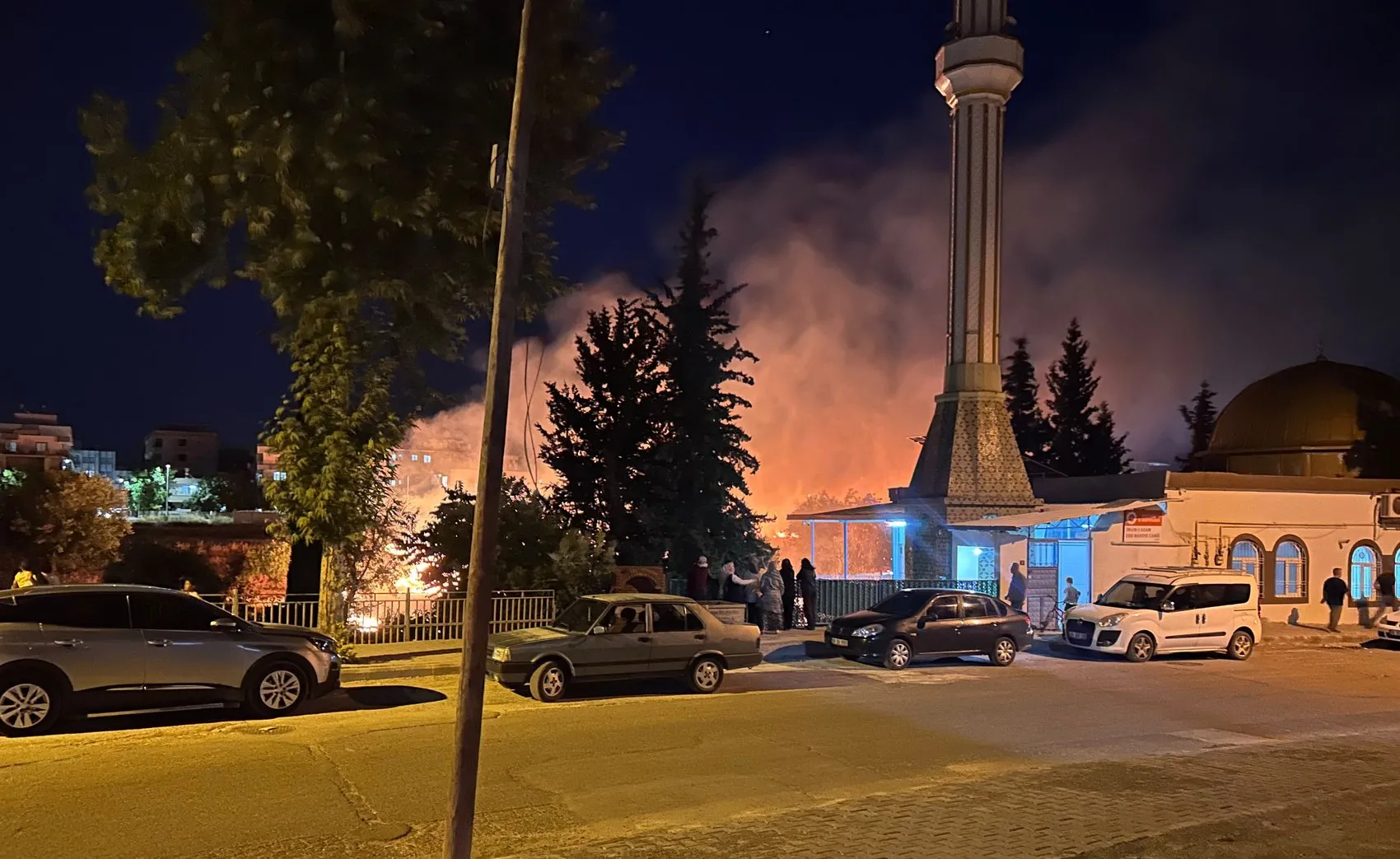 Adıyaman'da gece yarısı korkutan yangın