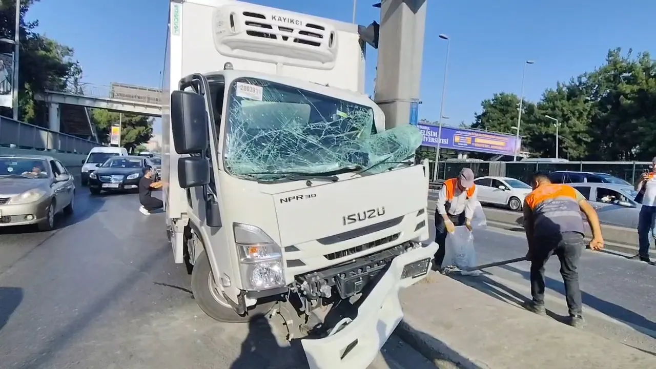 Bahçelievler D-100 trafiğini durduran kaza