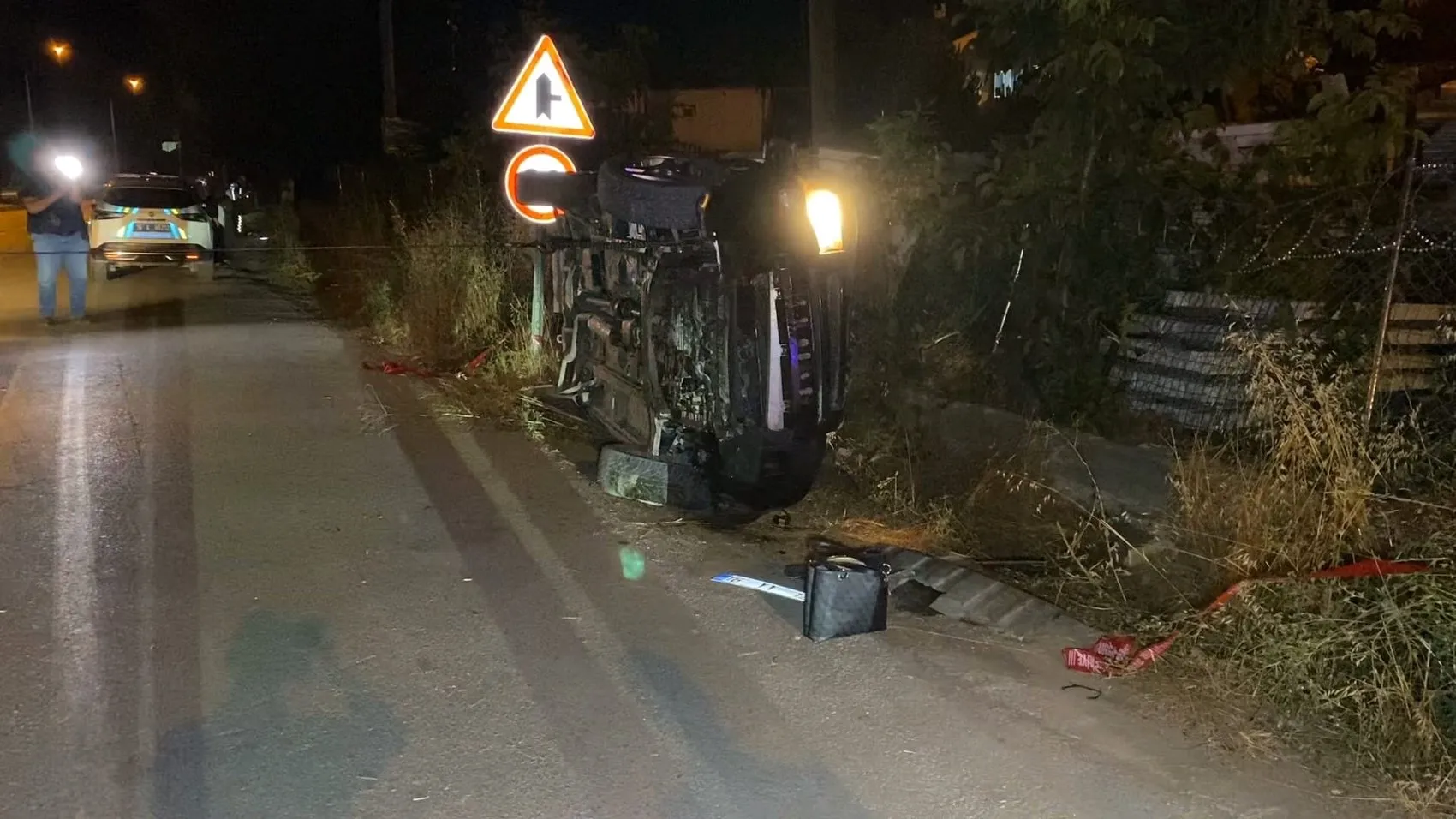 İnegöl yolunda gece yarısı kaza İki yaralı