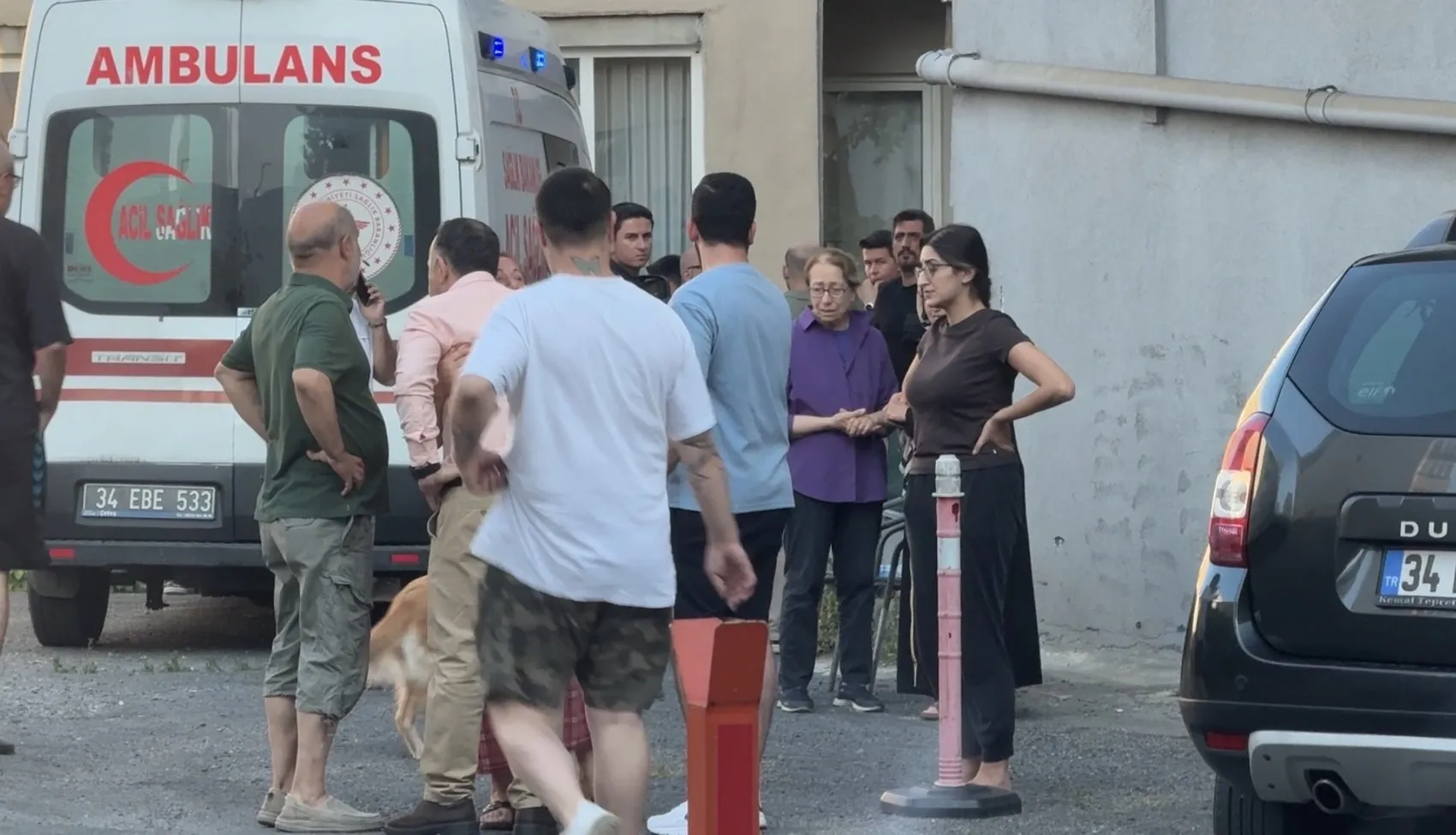 Şişli’de evinin penceresinden düşen kadın hayatını kaybetti