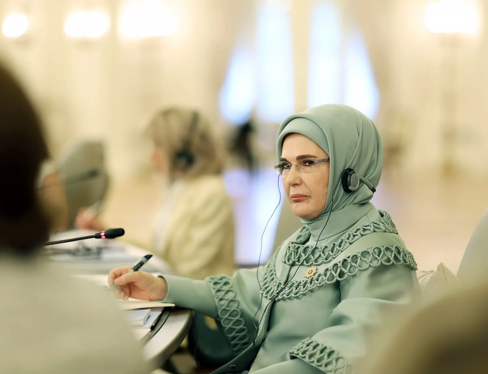 Emine Erdoğan'dan lider eşlerine dijital güvenlik çağrısı