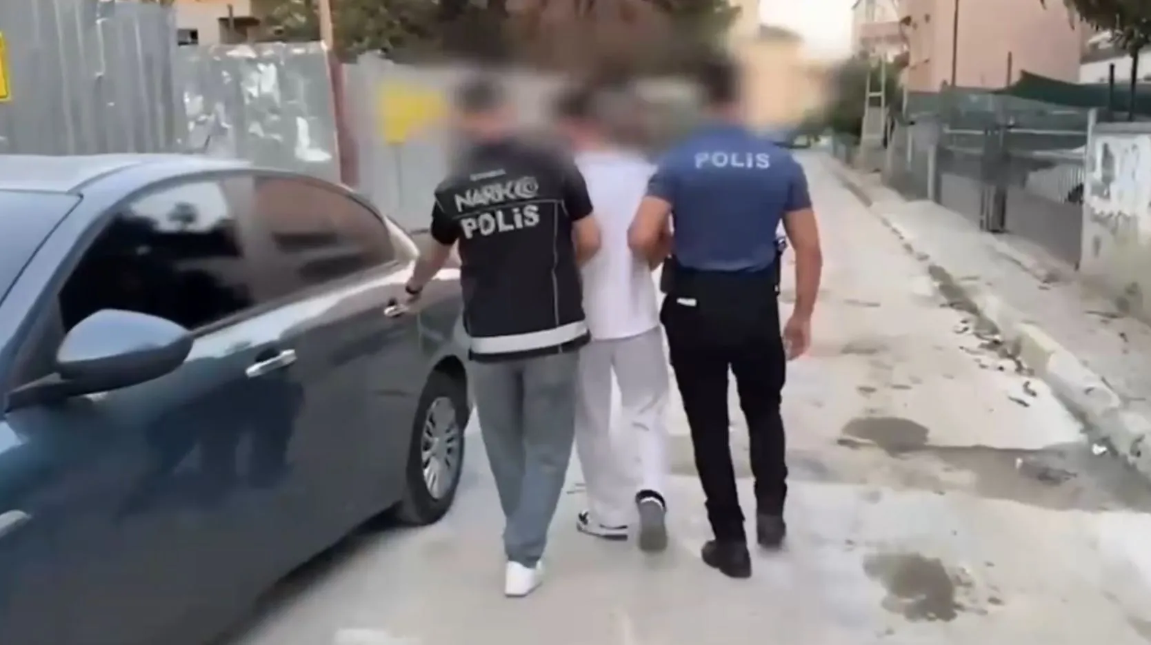 Emniyet güçleri 75 ilde uyuşturucu ağını hedef aldı