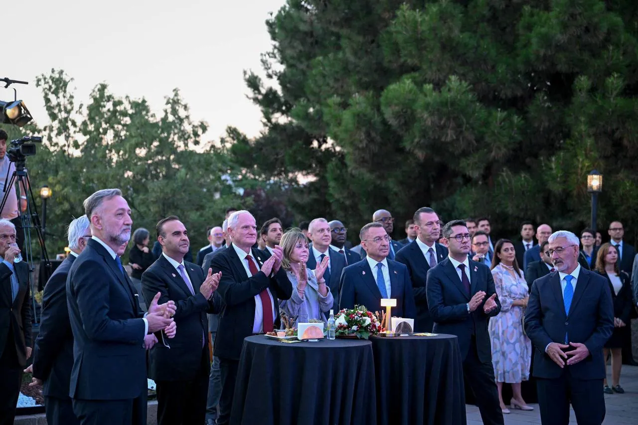 Türkiye yerli uzay aracıyla Ay'a gitmeye hazırlanıyor