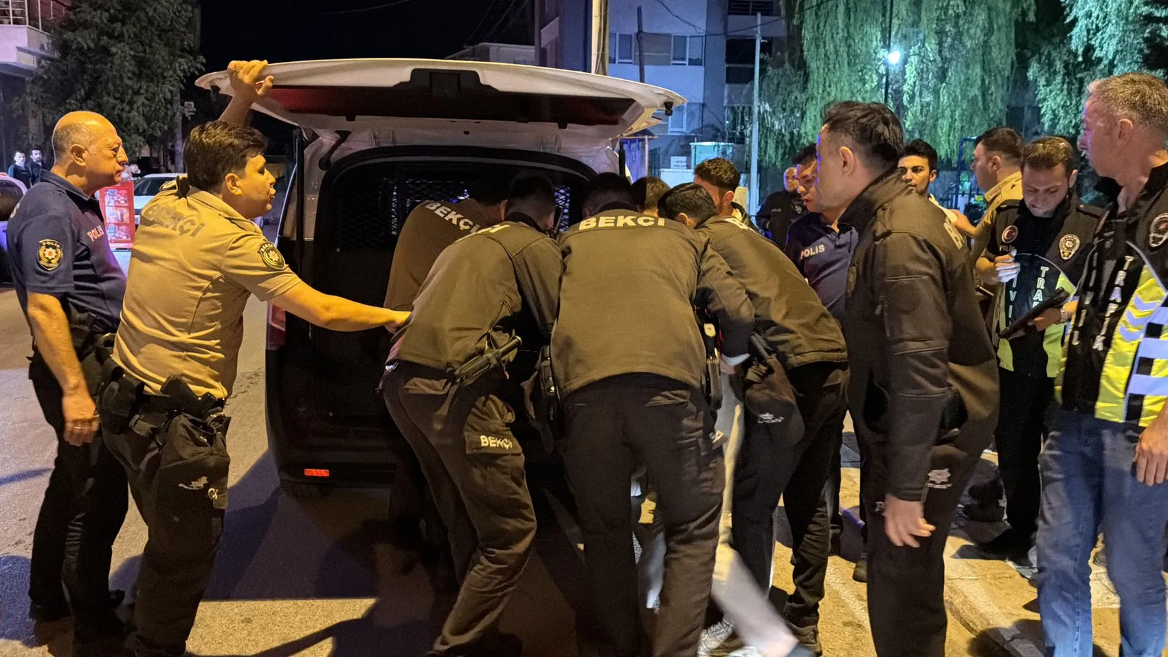 Eskişehir’de alkollü sürücü kovalamacası biber gazıyla bitti