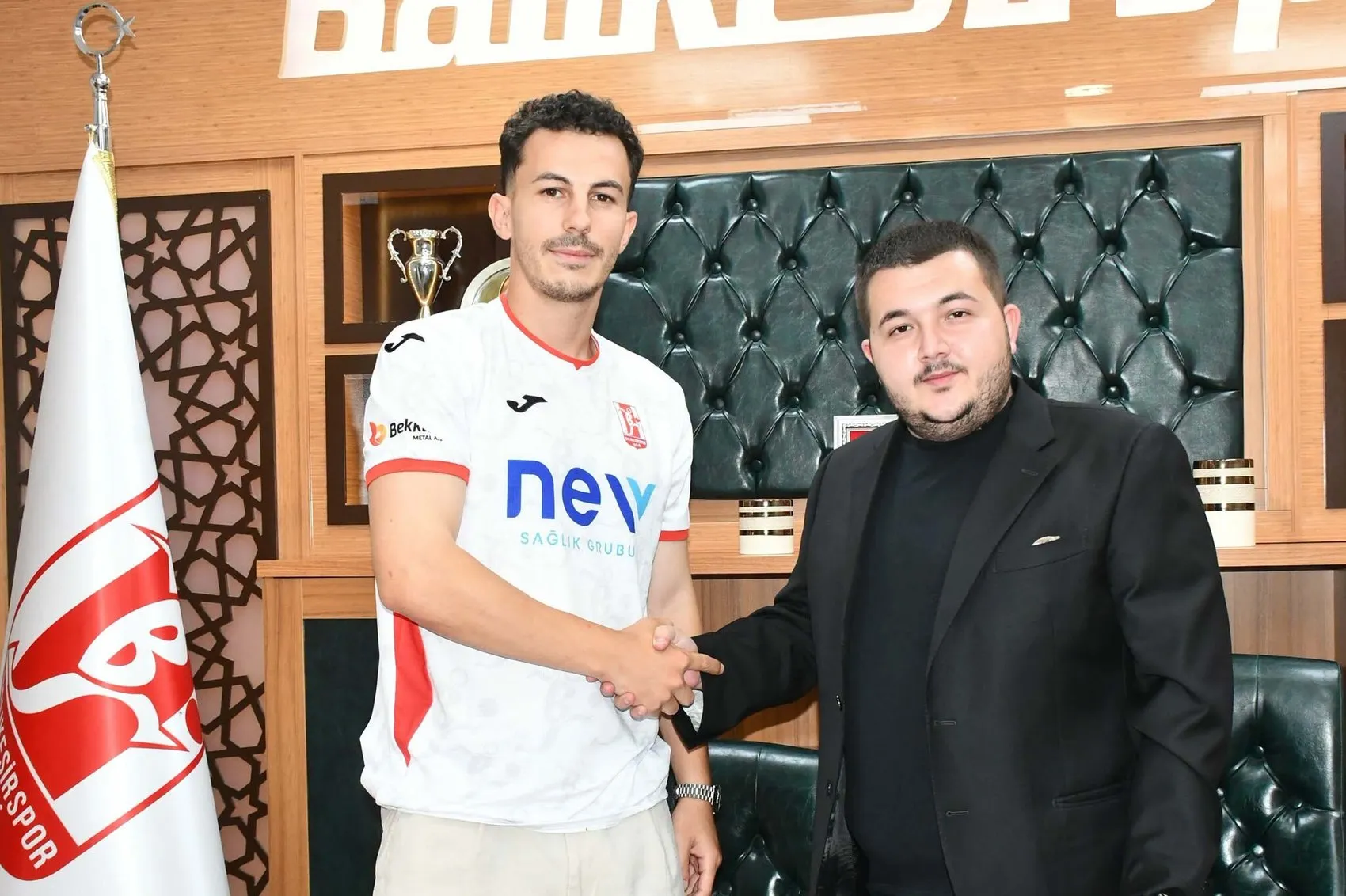 Balıkesirspor savunmaya tecrübeli ismi dahil etti