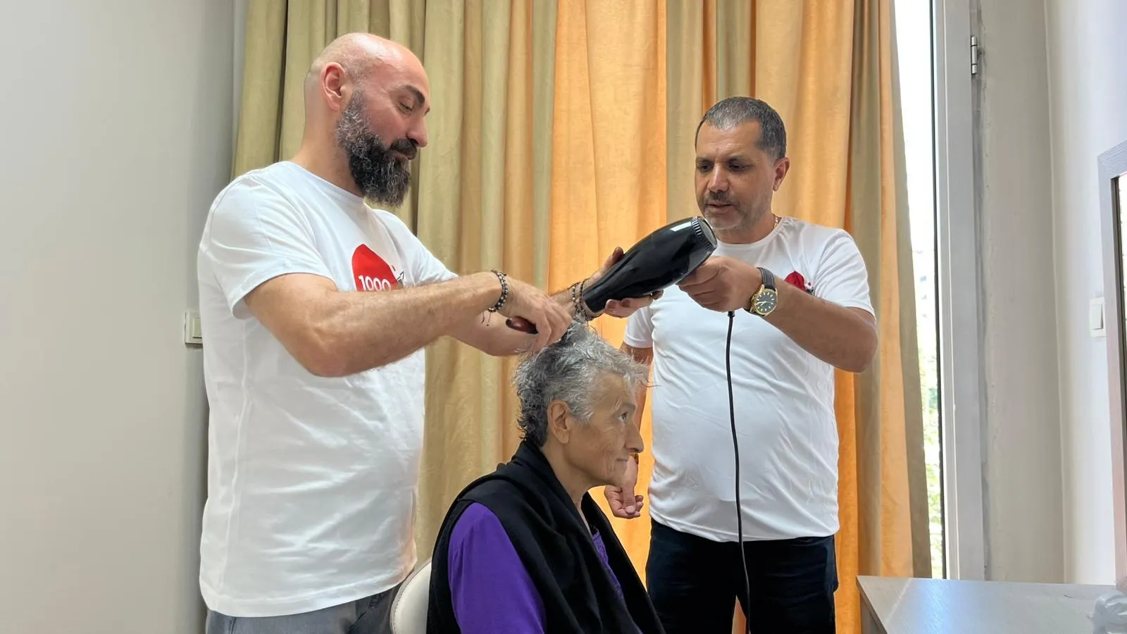 Kanser hastalarına moral veren dokunuş