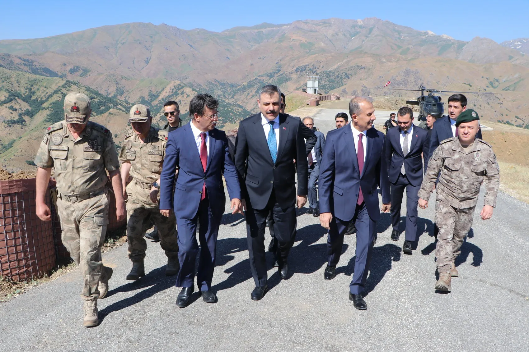 İçişleri Bakanı Çiftçi sınır hattındaki terörle mücadele stratejisini değerlendirdi