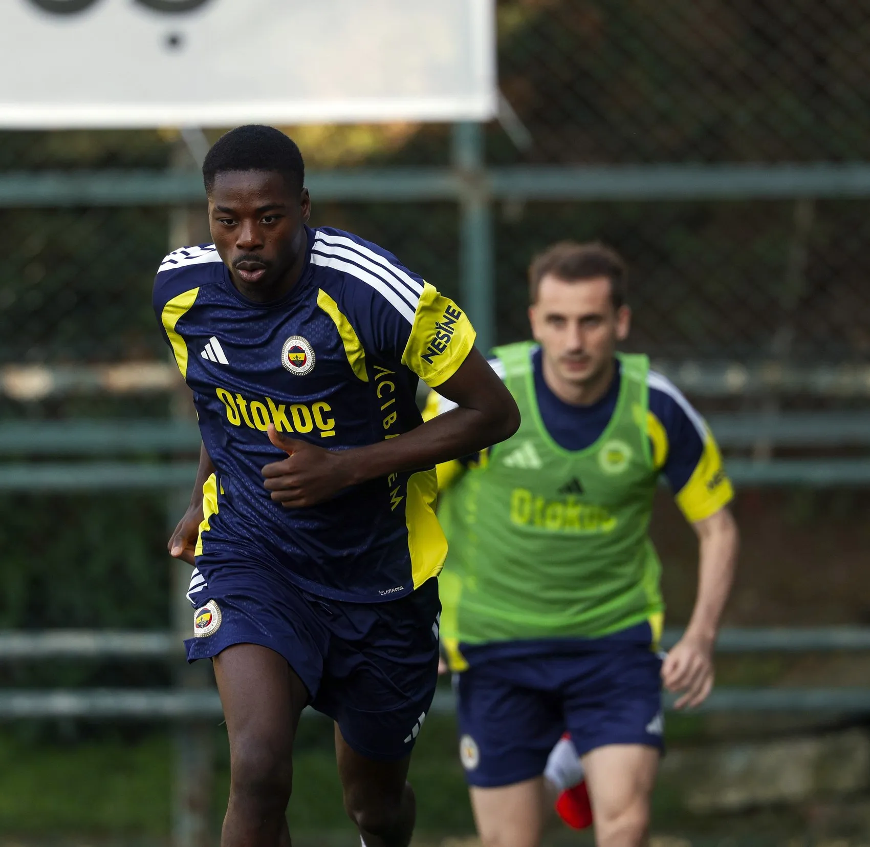 Fenerbahçe Şampiyonlar Ligi sınavına hazırlanıyor
