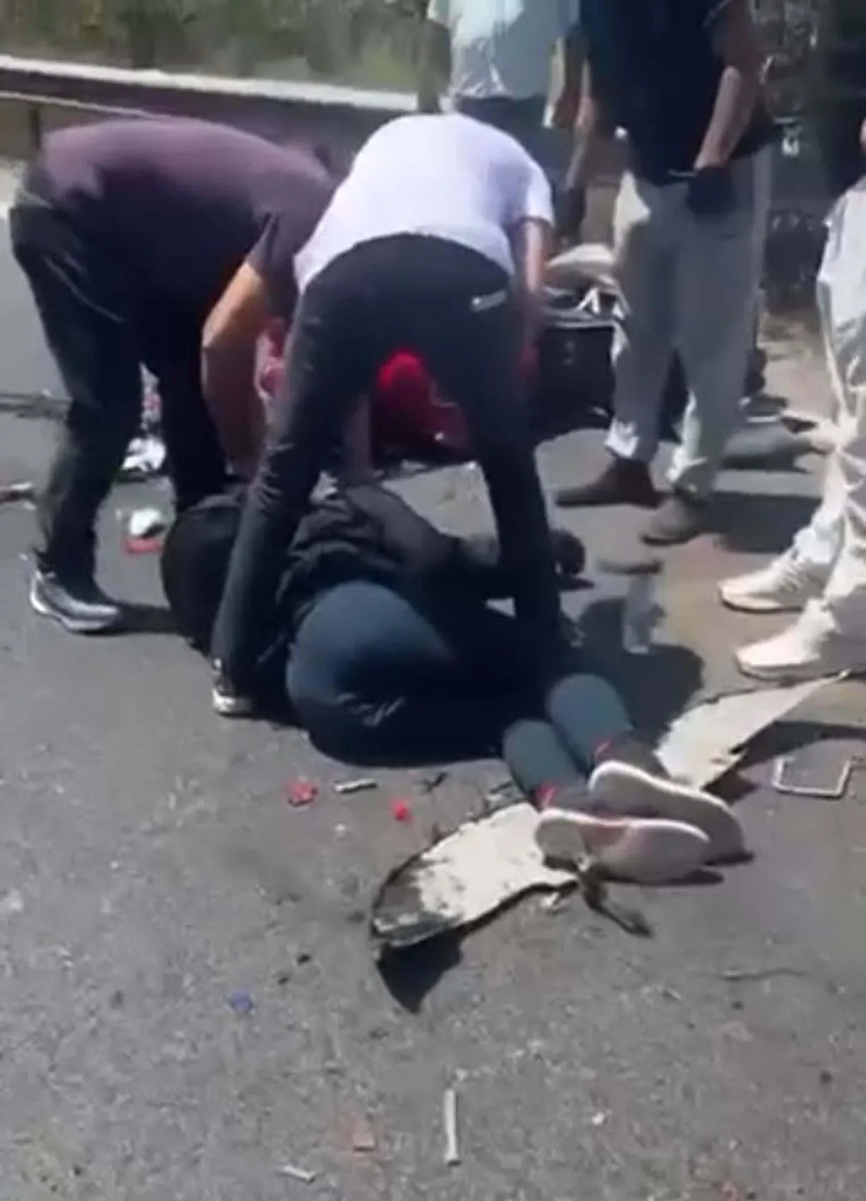 İzmir çevre yolunda acı kaza Genç mühendis hayatını kaybetti