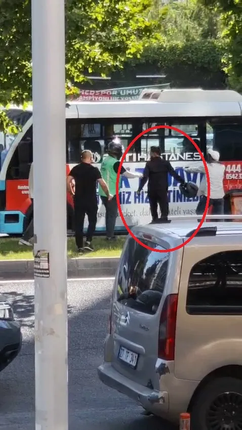 Diyarbakır'da trafikte kasklı saldırı paniği