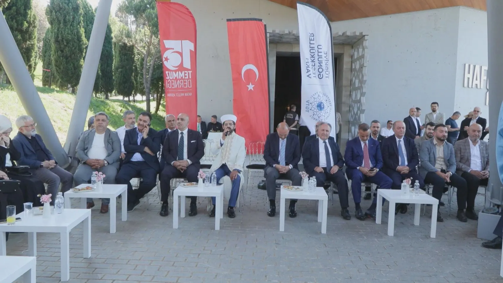 Bilal Erdoğan 15 Temmuz'un 10'uncu yılı için toplandı