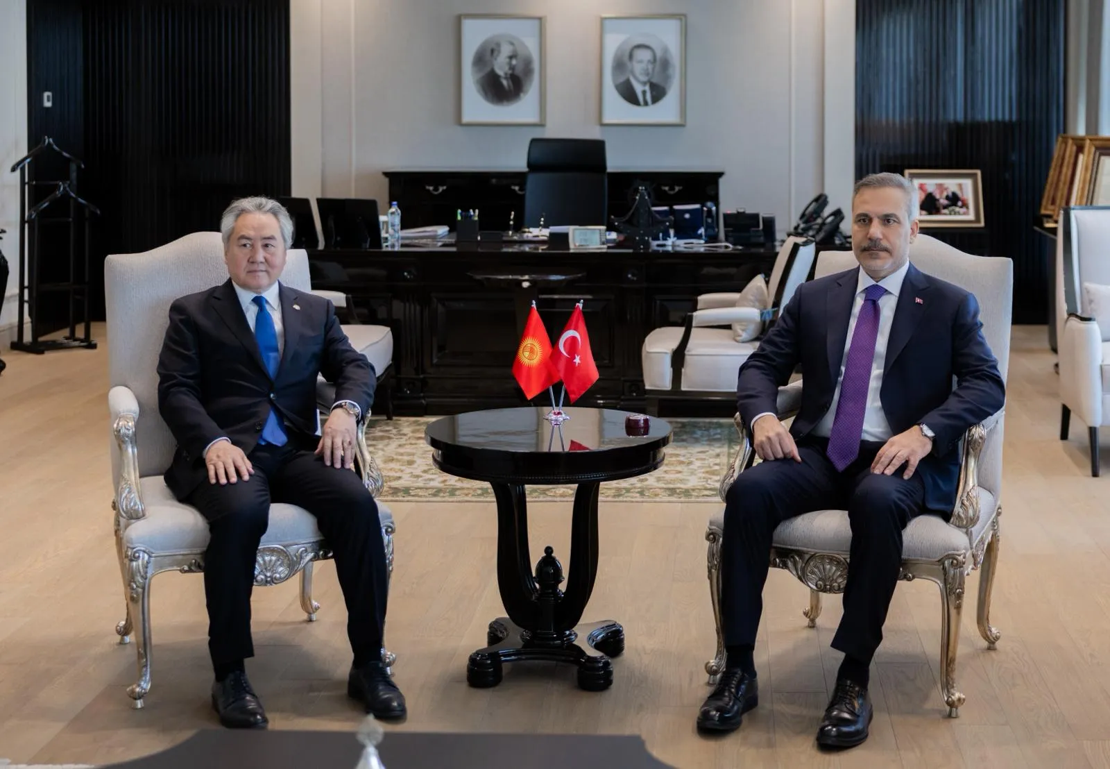 Hakan Fidan Ankara’da Kırgız mevkidaşıyla stratejik masaya oturdu