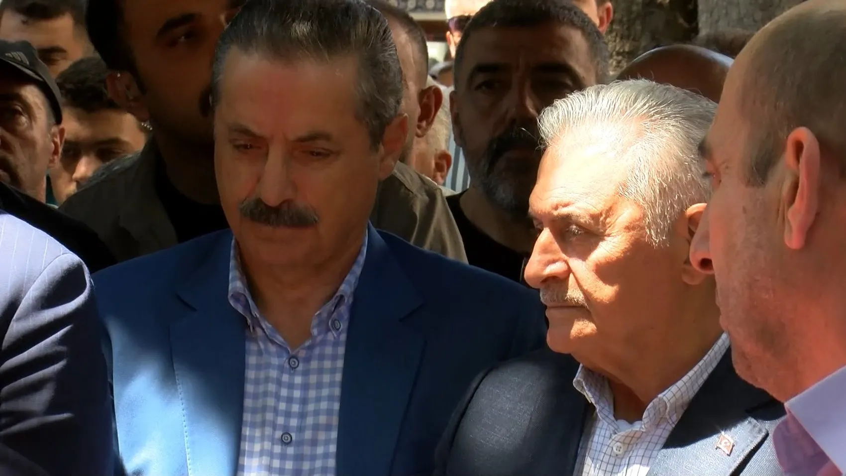 Bandırma eski belediye başkanını son yolculuğuna uğurladı