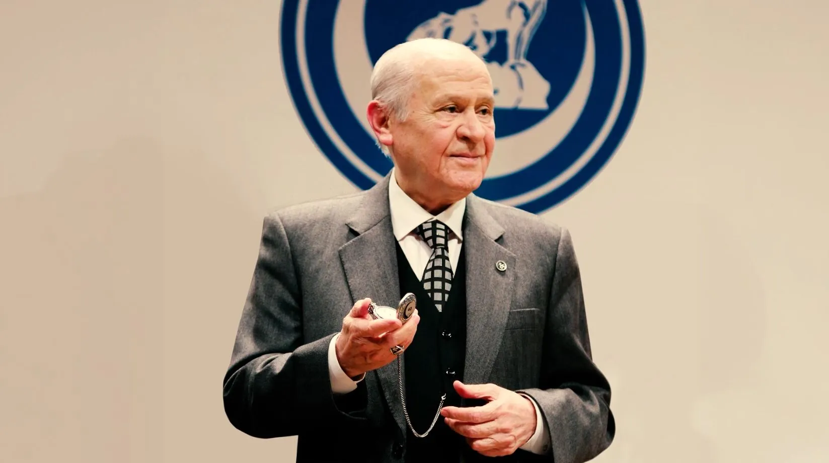 Devlet Bahçeli'nin 30 yıllık genel başkanlık dönemi klip oldu