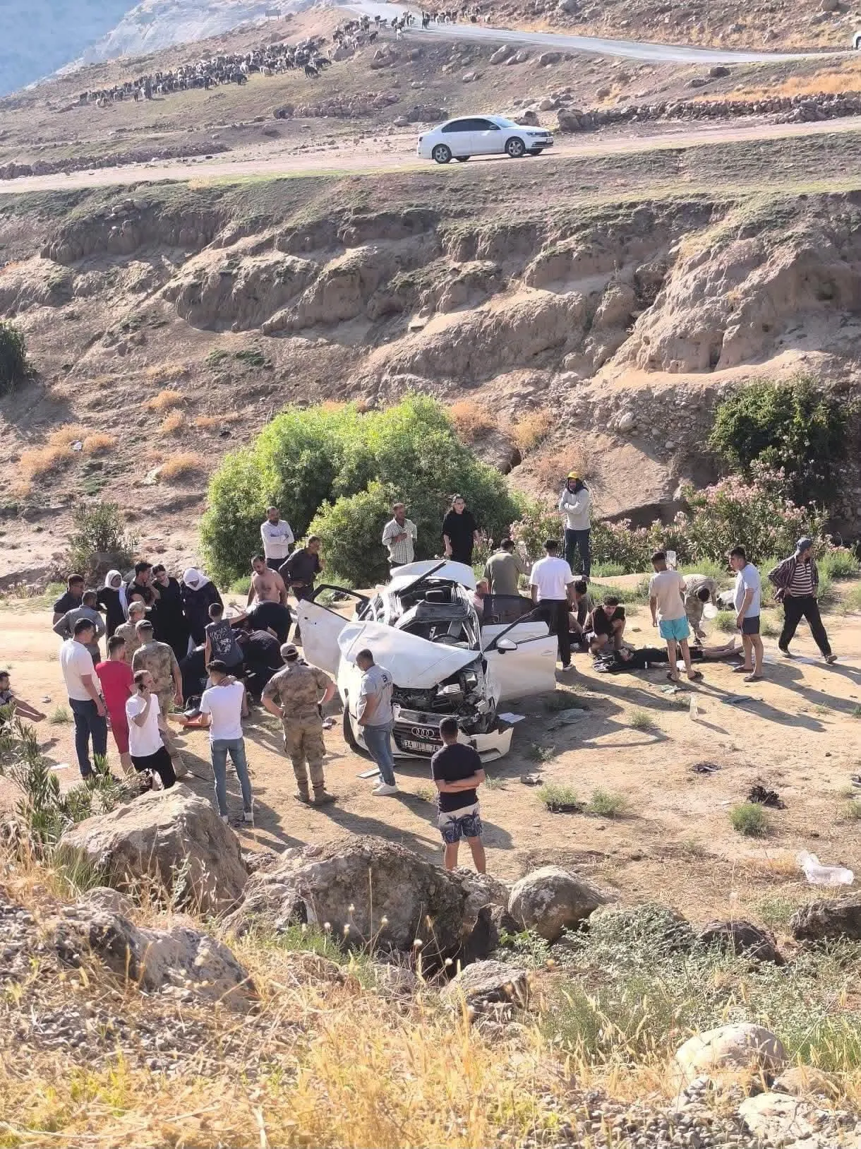Şırnak'ta gece vakti feci kaza Dört kişi yaşam mücadelesi veriyor