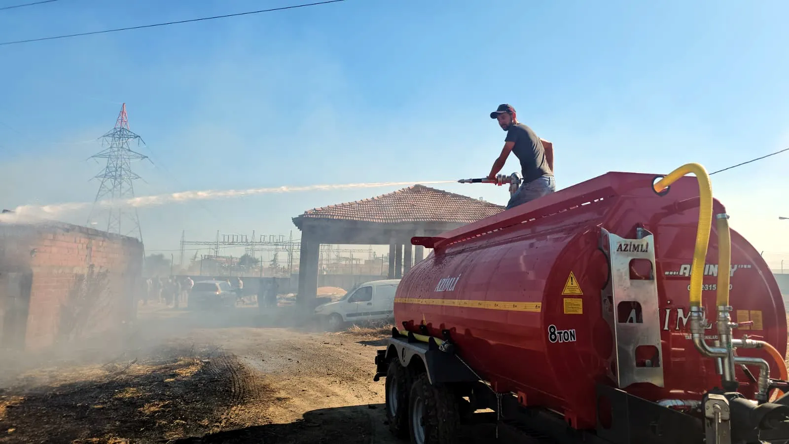 Edirne’de bir izmarit altı kişilik aileyi evsiz bıraktı