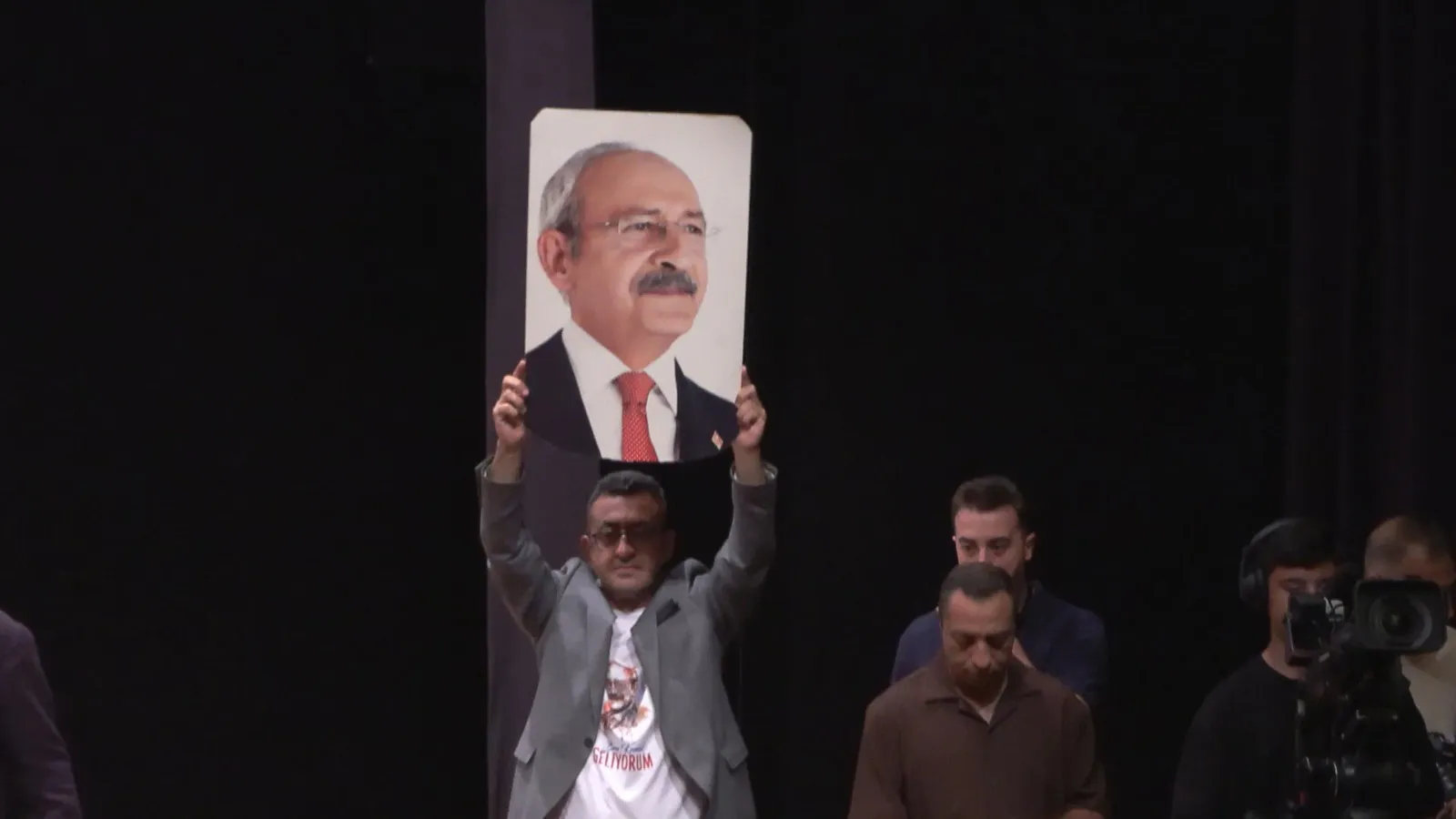 Kılıçdaroğlu partililere birlik çağrısı yaptı