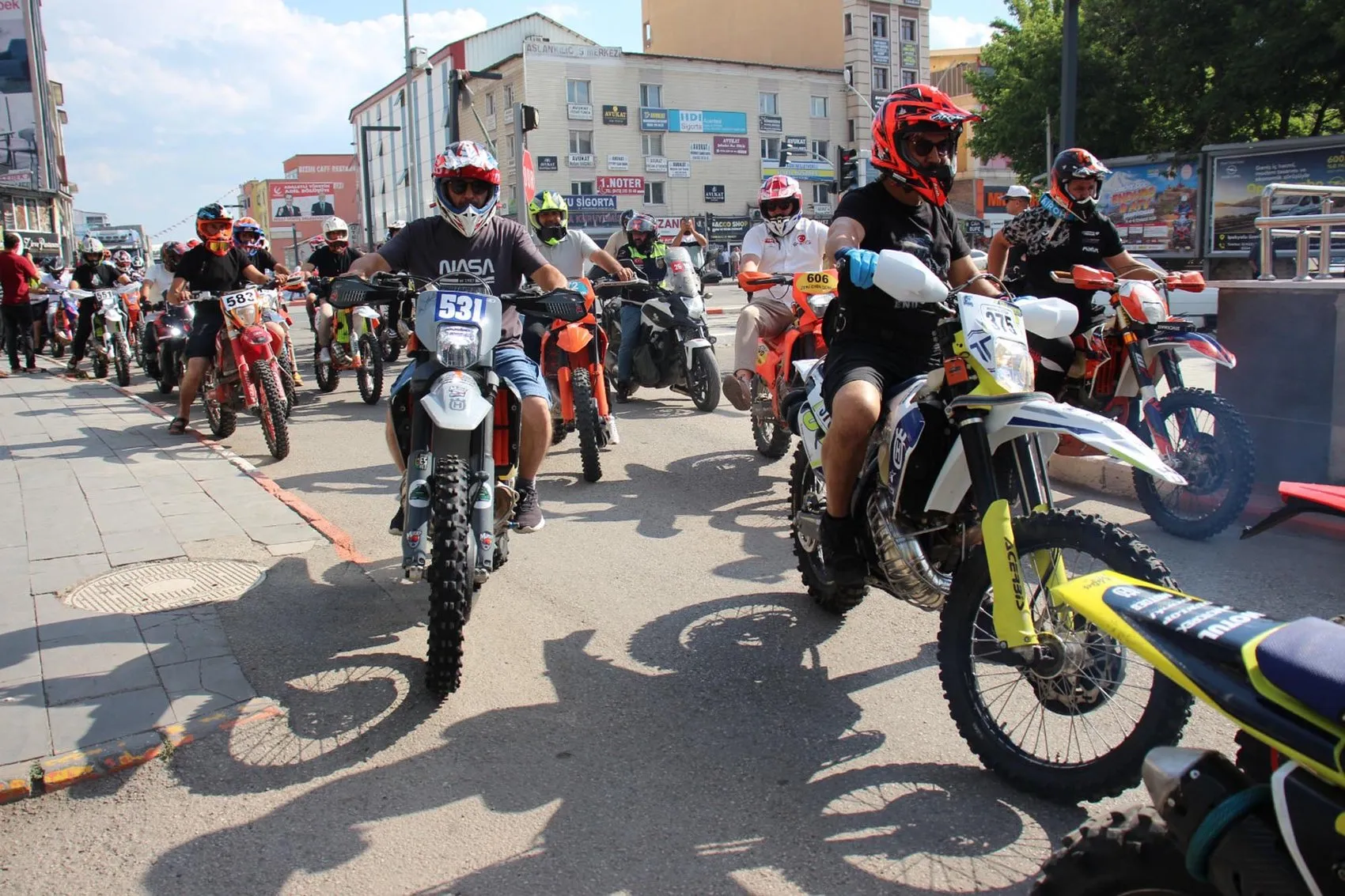 Ağrı sokaklarında motor sesleri yükseliyor