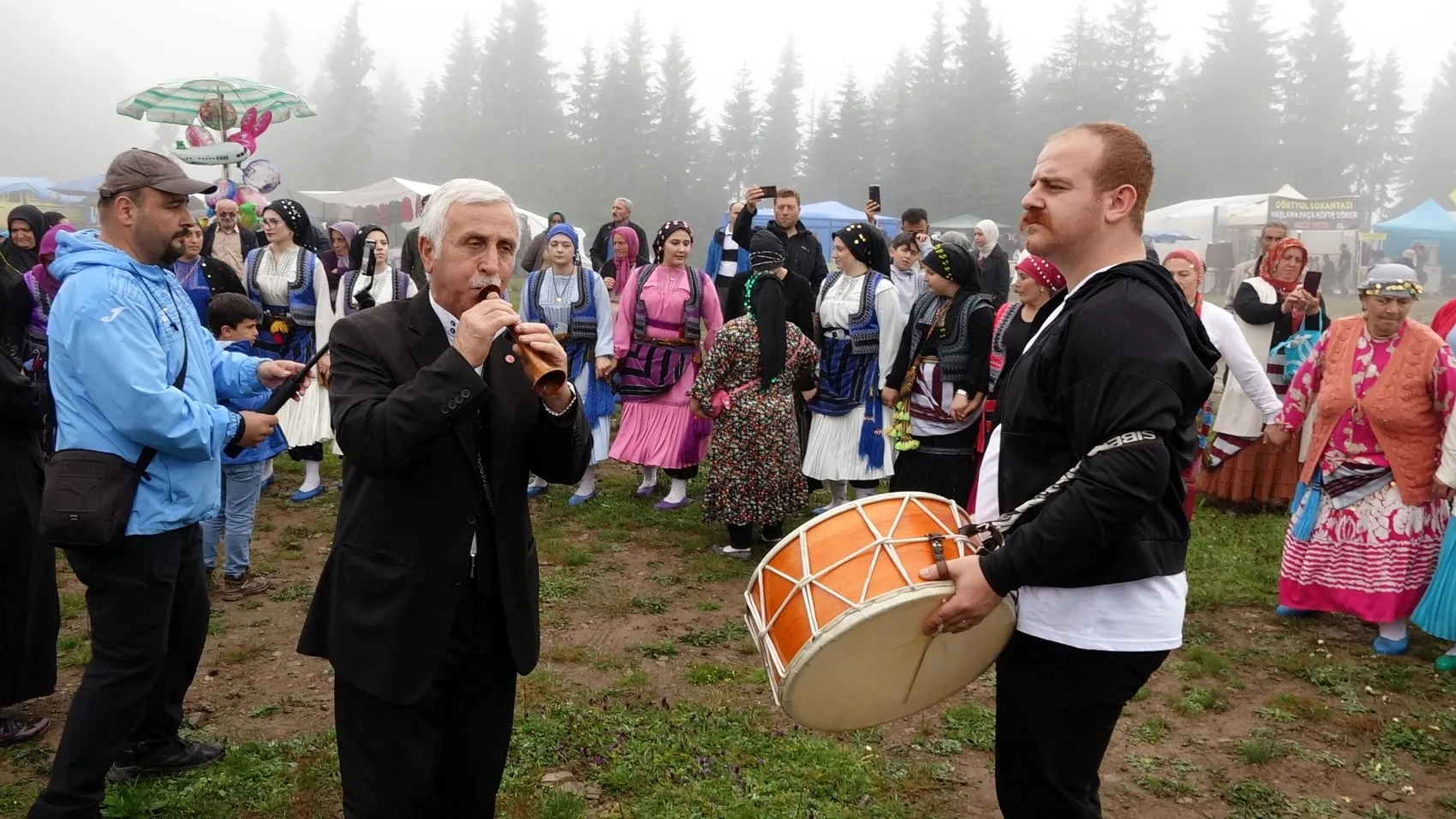 Trabzon'un yükseklerinde asırlık yayla göçü başladı