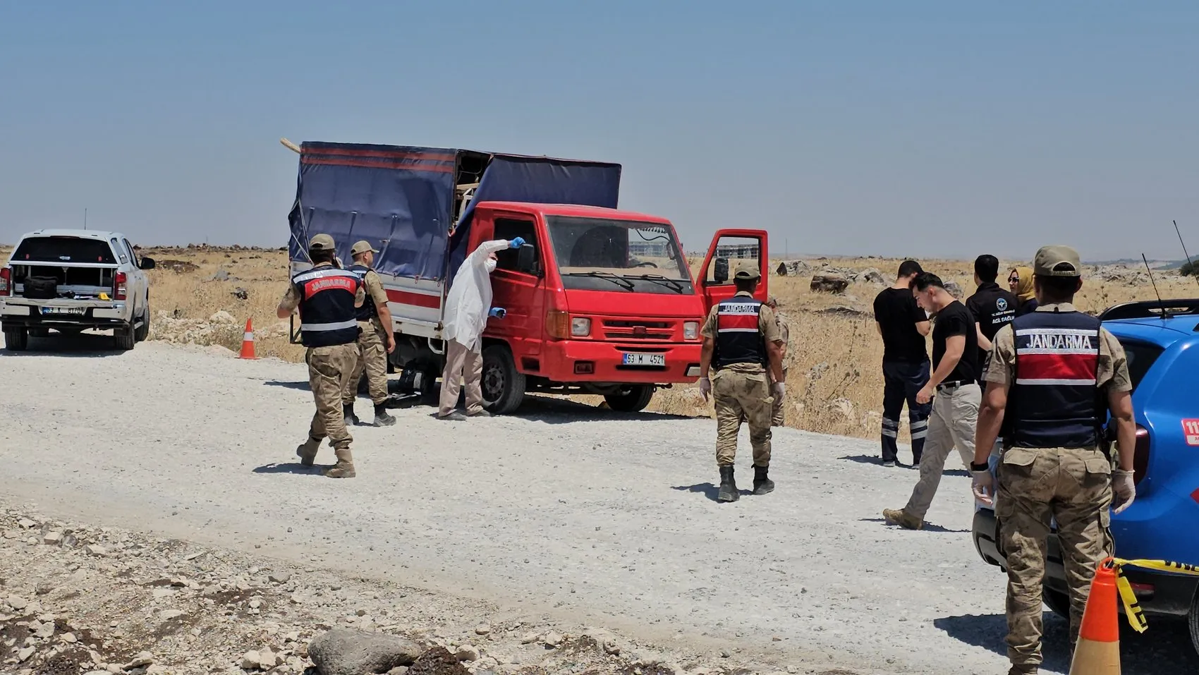 Şanlıurfa'da araç içinde şüpheli ölüm