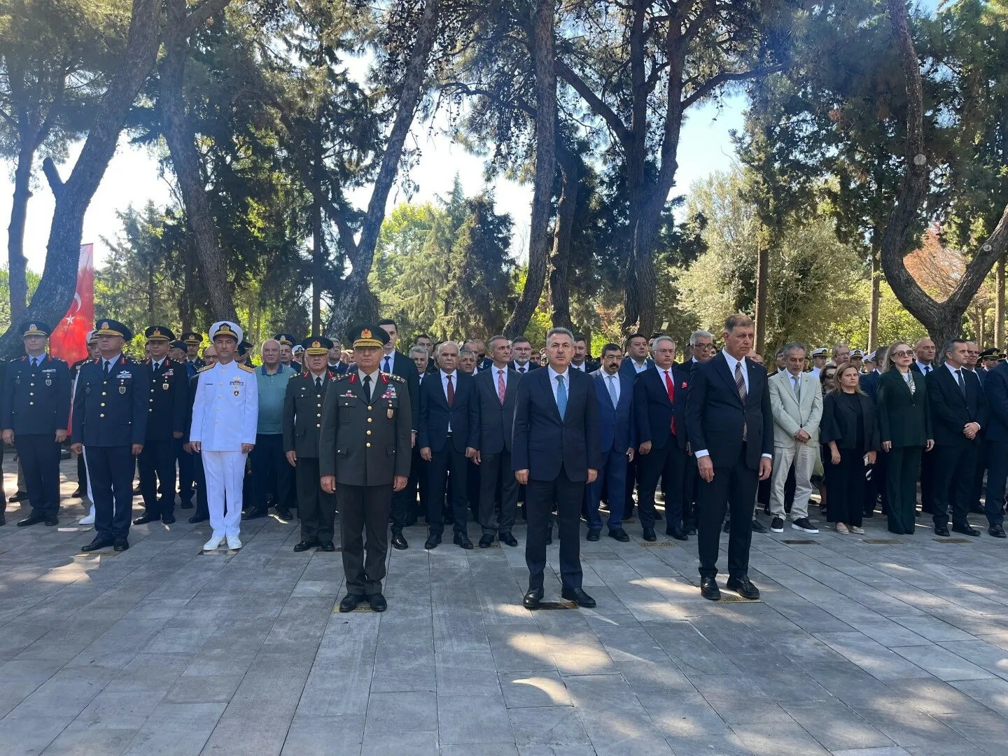 İzmir 15 Temmuz şehitlerini Kadifekale’de andı