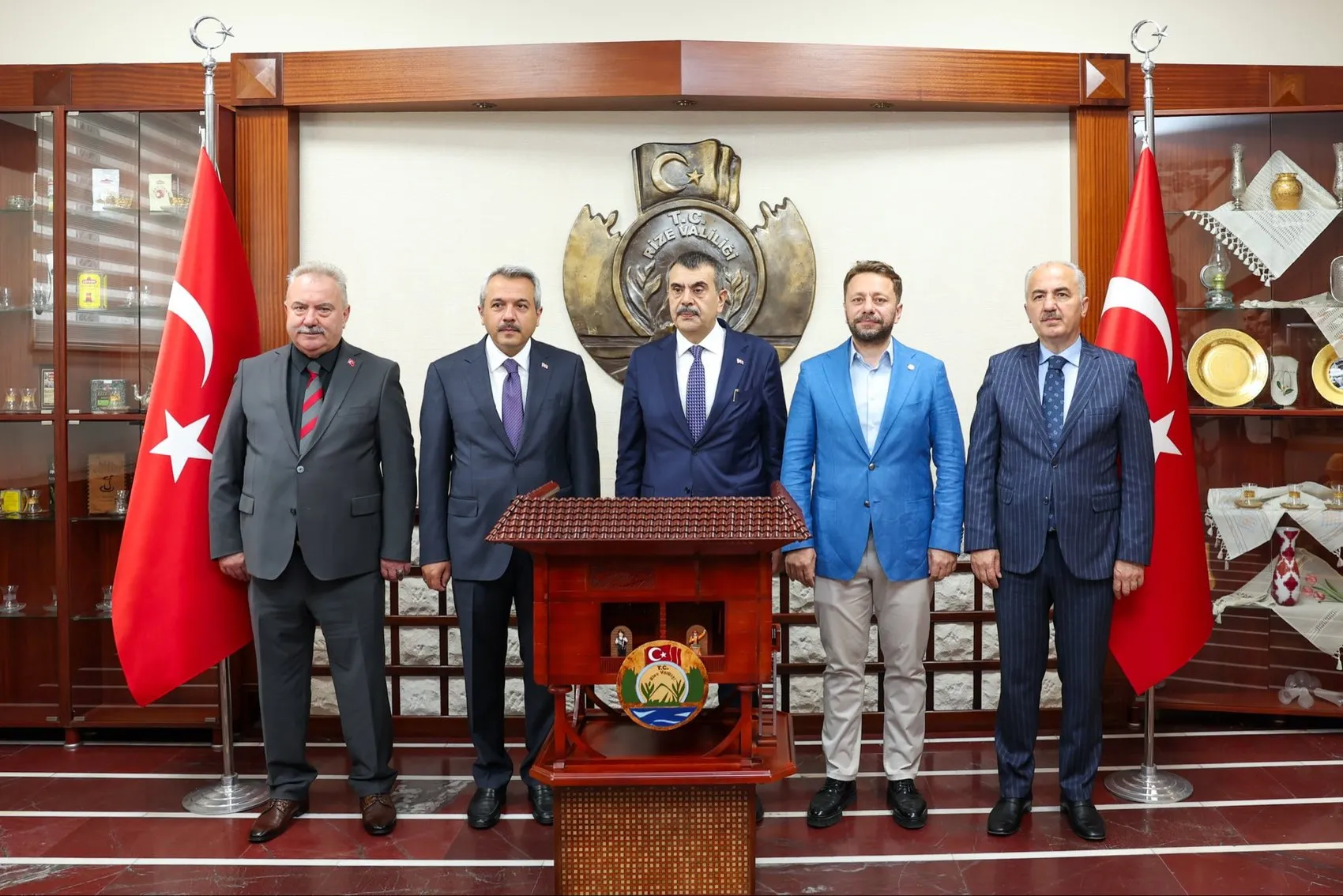 Milli Eğitim Bakanı Tekin yeni müfredatı savundu