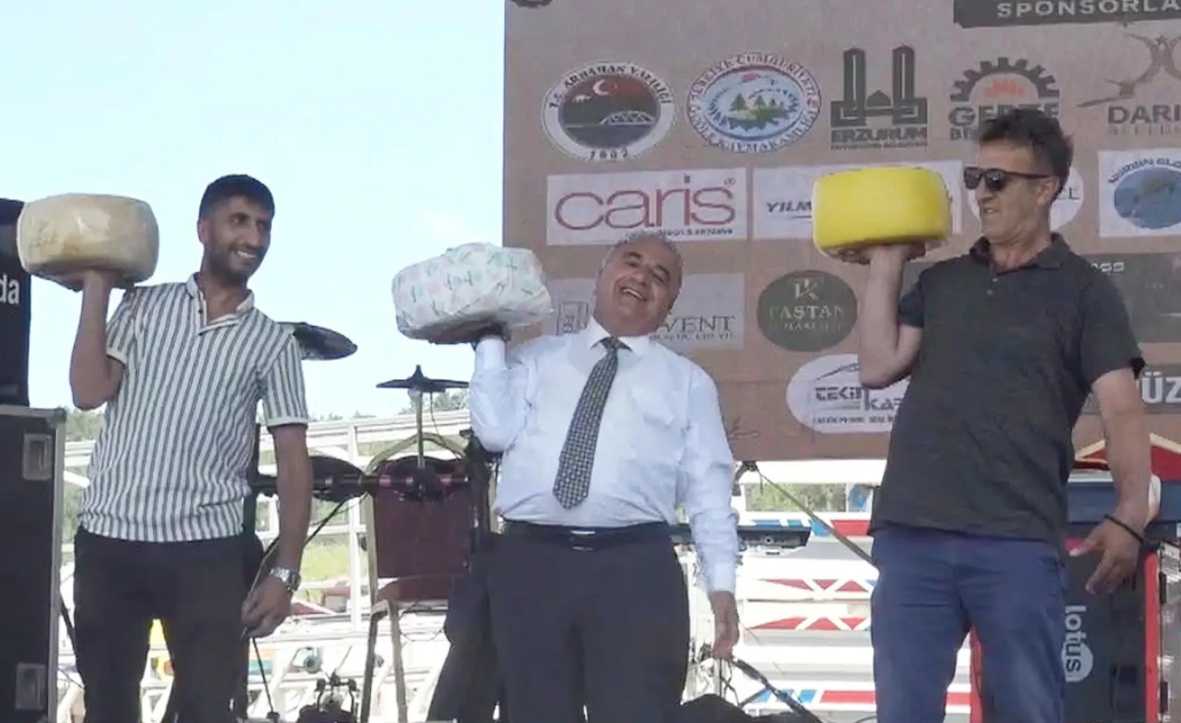 Göle’de 25 yıllık kaşar şöleni