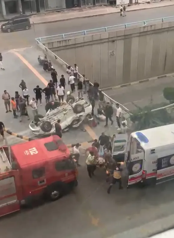 İskenderun’da trafik kazası 2 genç hayatını kaybetti