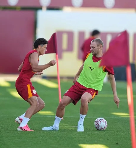 Galatasaray yeni sezon mesaisini Kemerburgaz’da artırıyor