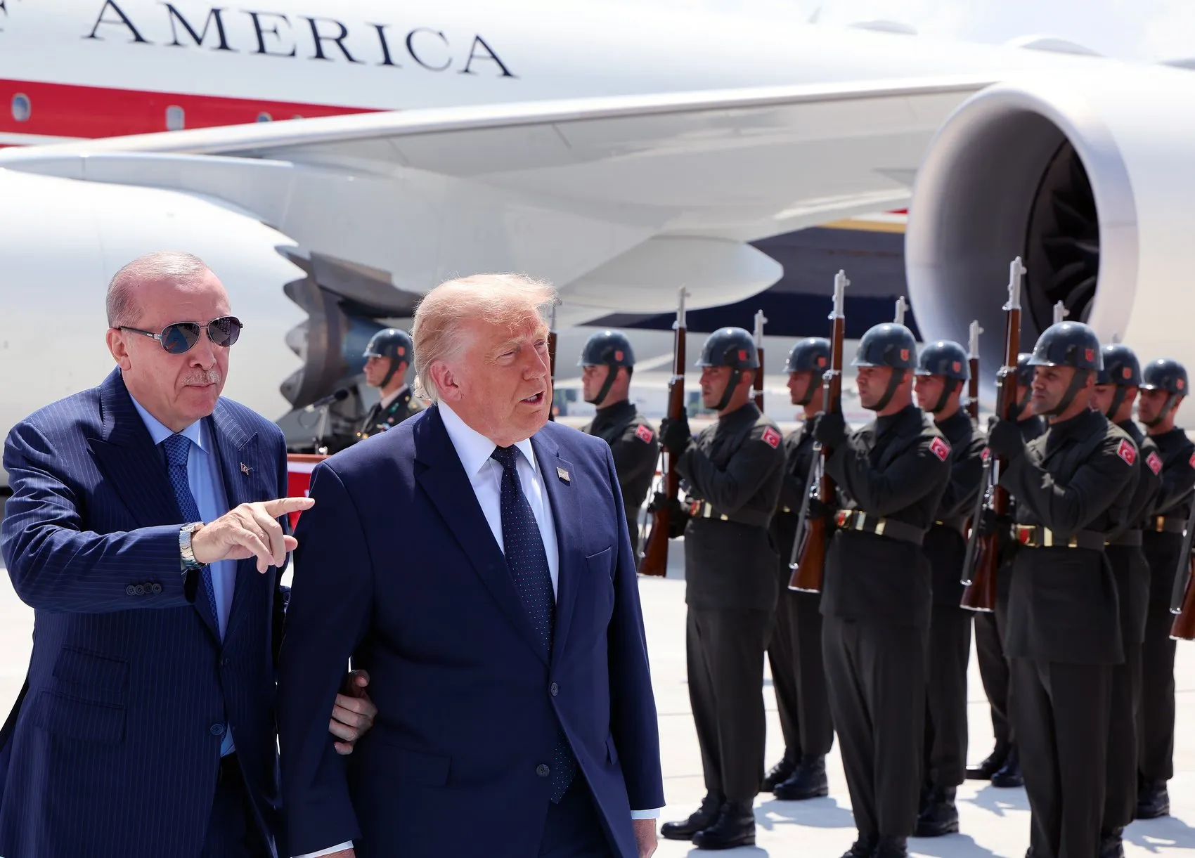 Trump Ankara ziyaretiyle kritik görüşmelere başladı