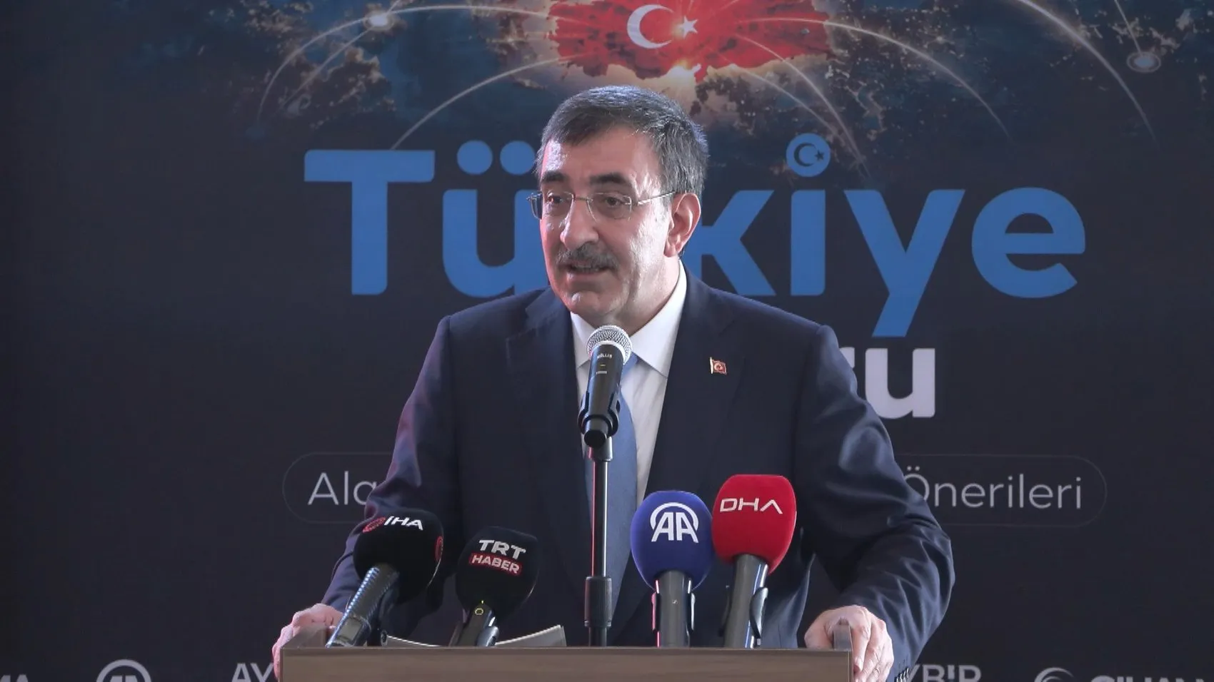 Cevdet Yılmaz Türkiye’nin 23 yıllık büyüme karnesini paylaştı
