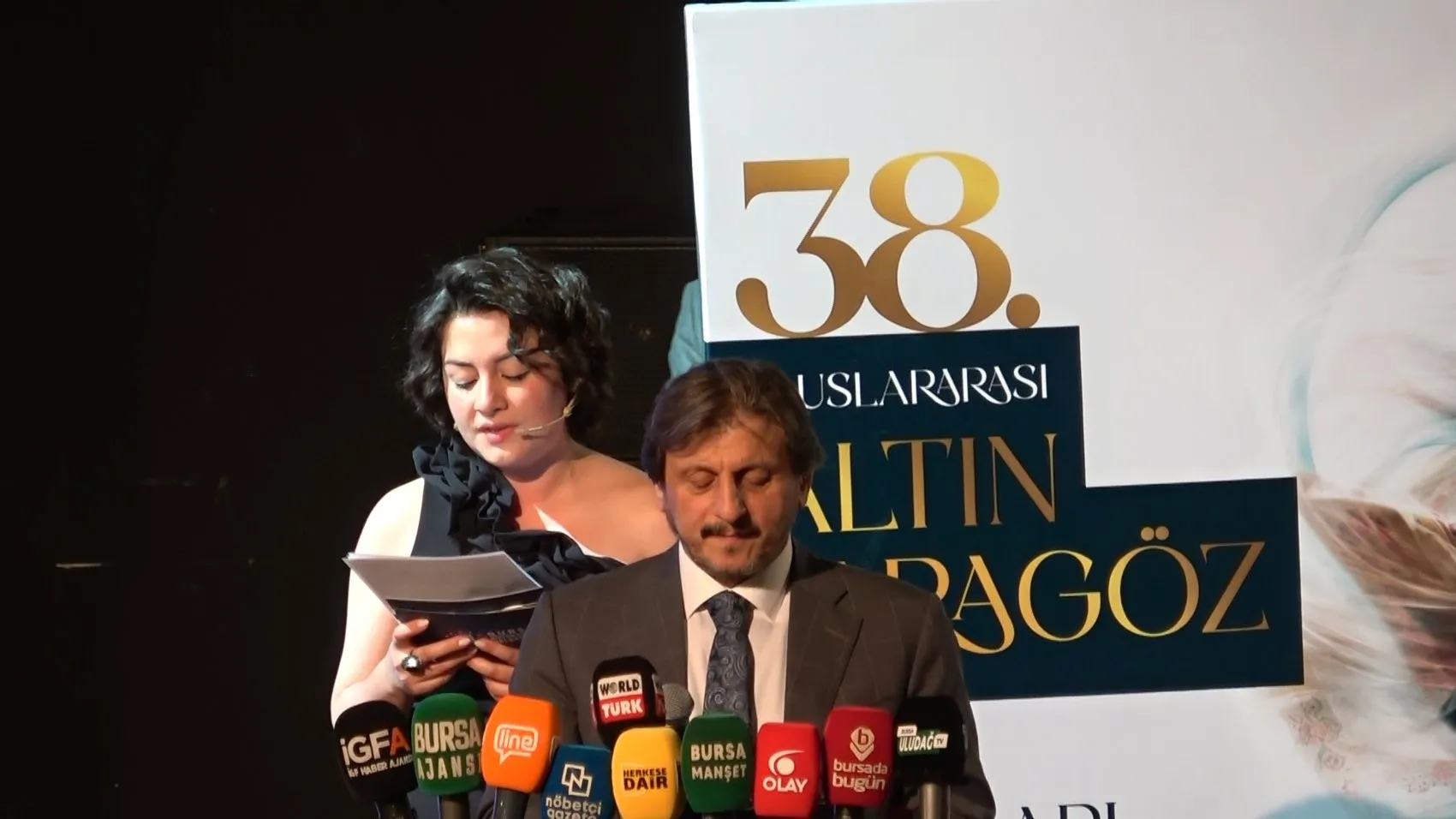 Bursa sokakları 13 ülkenin danslarıyla şenleniyor