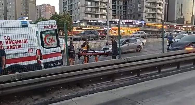 Beylikdüzü D-100 karayolunda zincirleme kaza