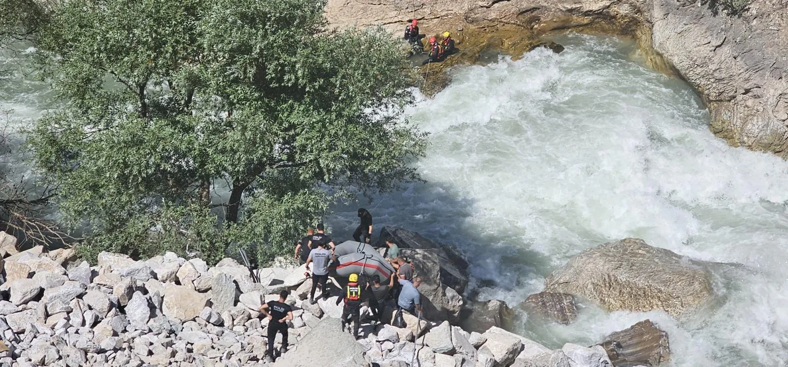 Habur Çayı'nda kaybolan Erkan Sak için 9 gündür süren arayış