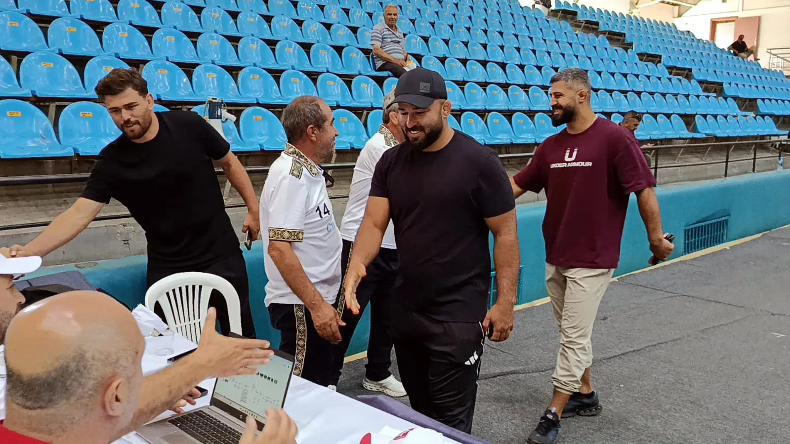 Kırkpınar er meydanında gözler son şampiyon Orhan Okulu’da