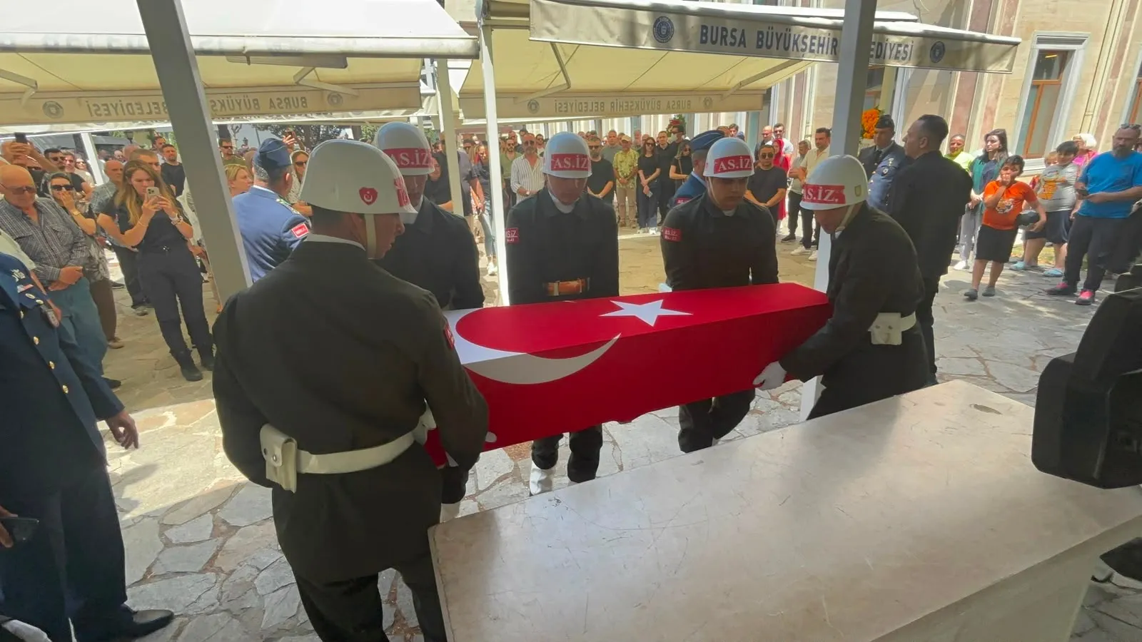 Cilo Dağı’nda hayatını kaybeden Yüksel Işık Bursa’da son yolculuğuna uğurlandı