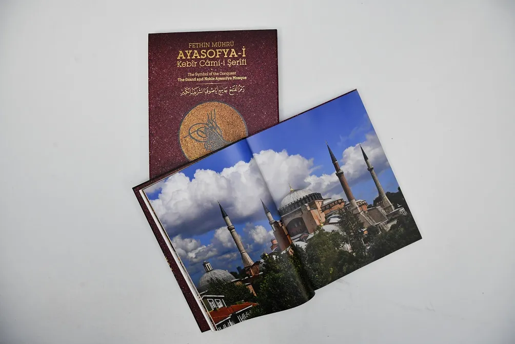 Ayasofya’nın bilinmeyen fotoğrafları özel bir kitapla gün yüzüne çıktı